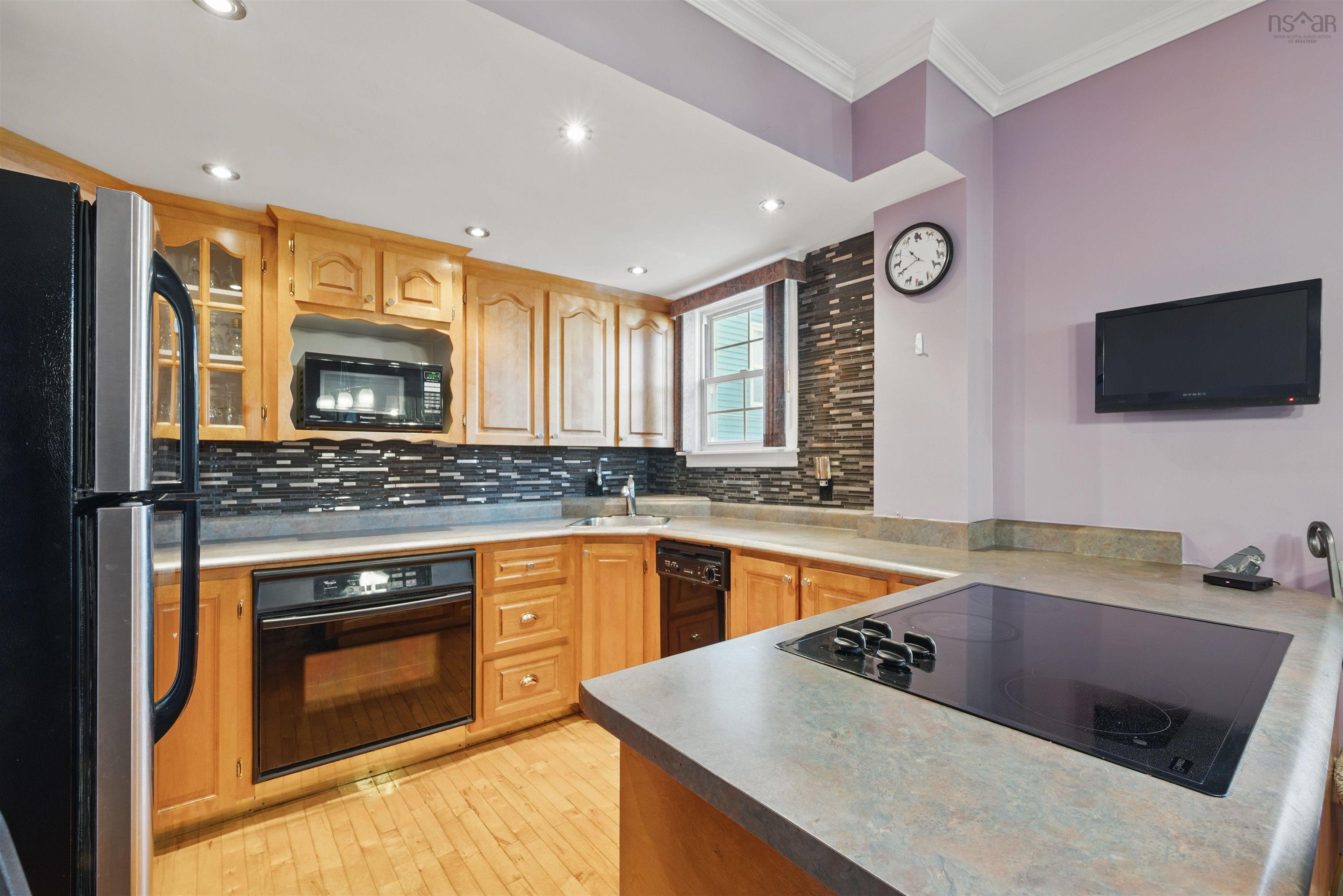 View image 9