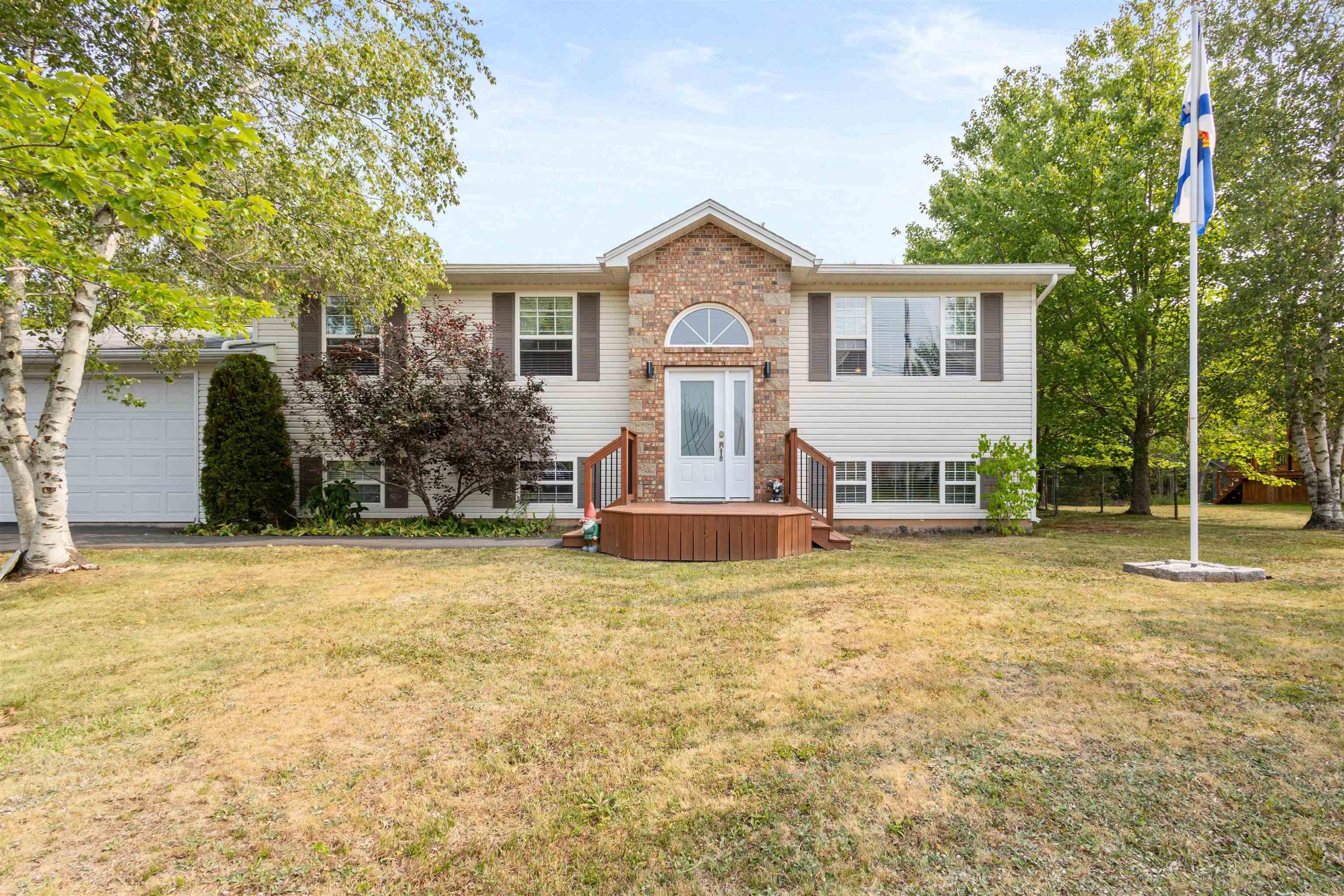 Thumbnail image for 76 Poplar Drive MLS<sup>®</sup> 202520730
