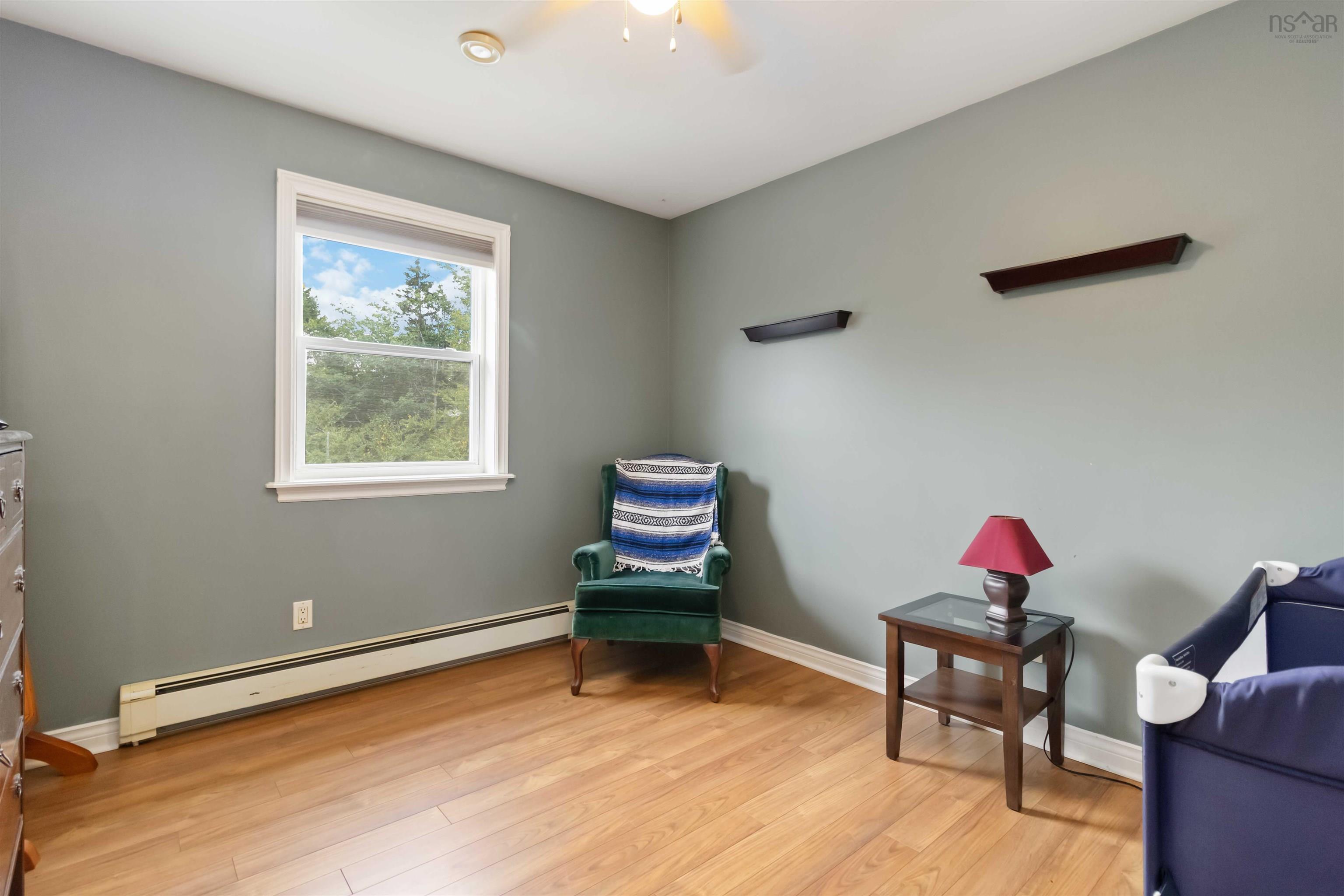 View image 18