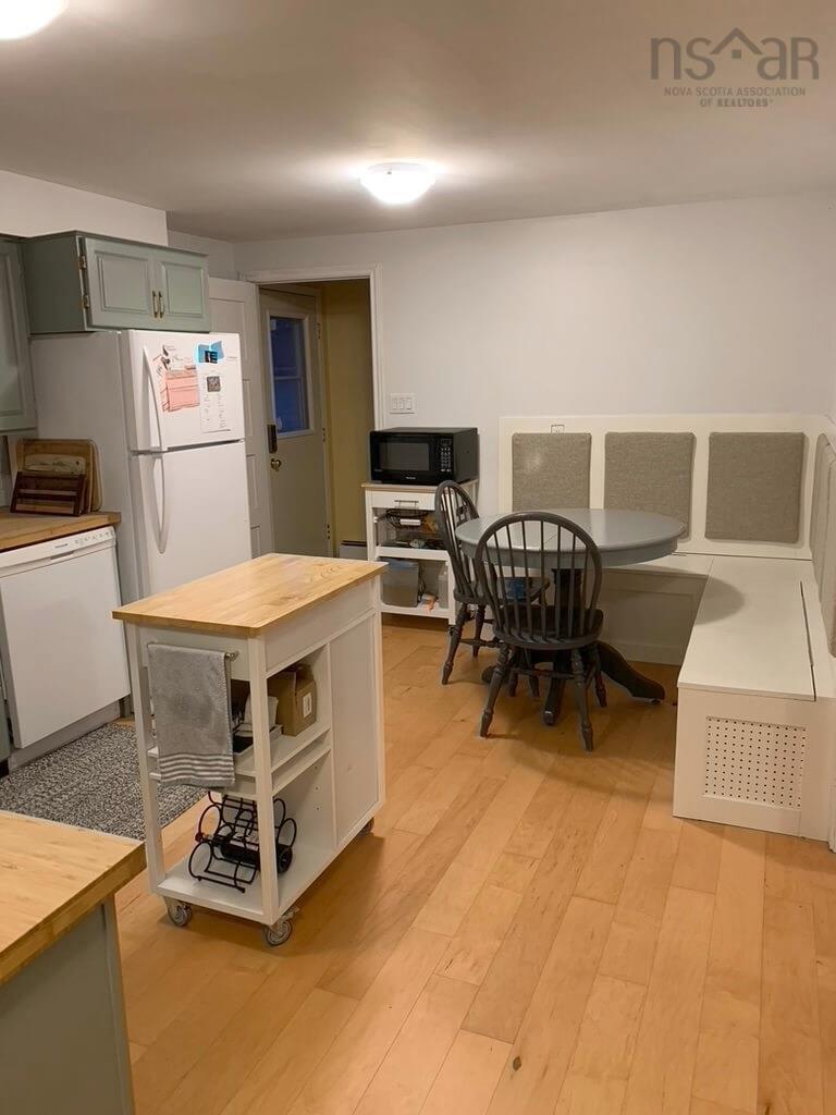 View image 17