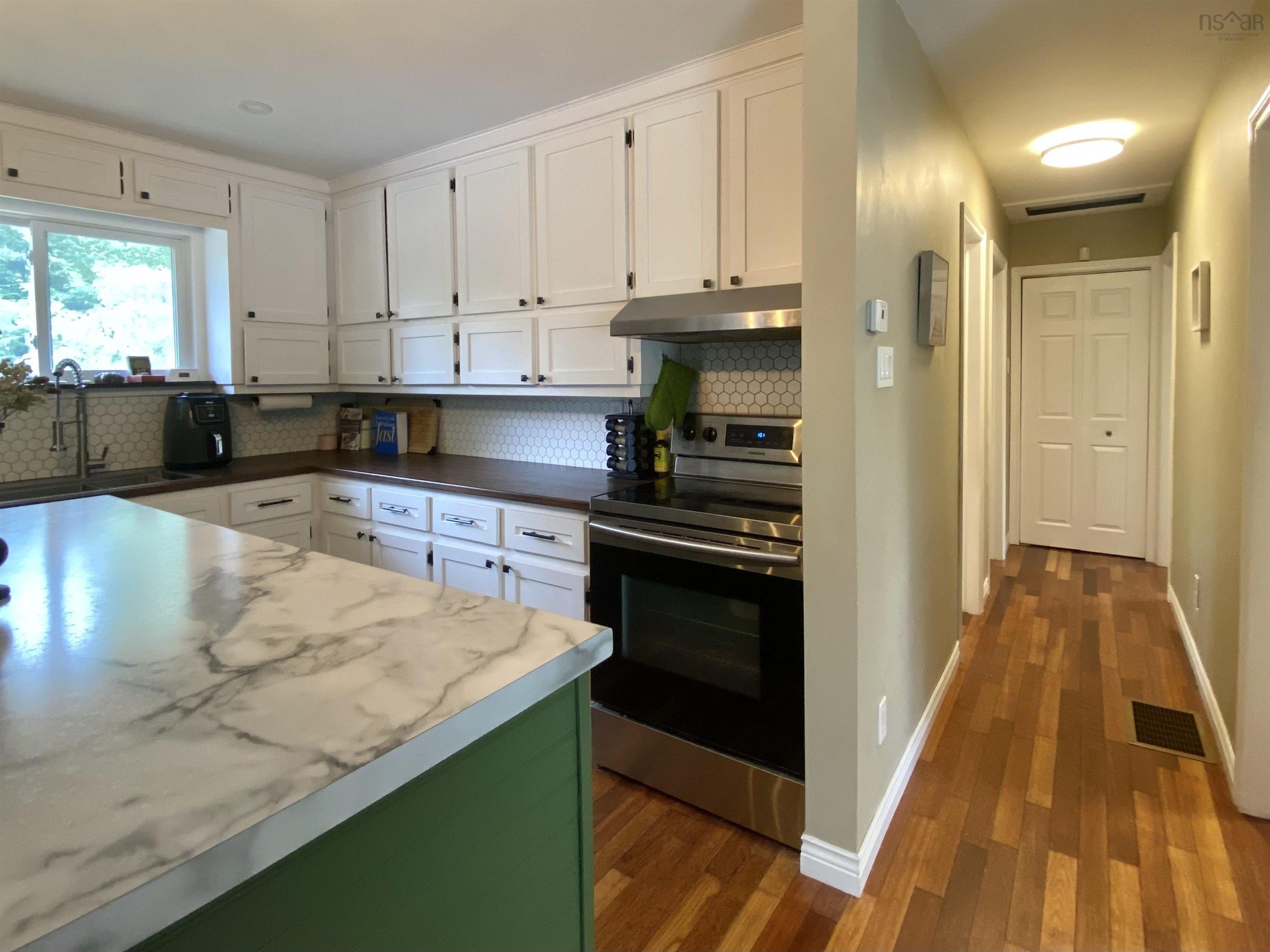 View image 11