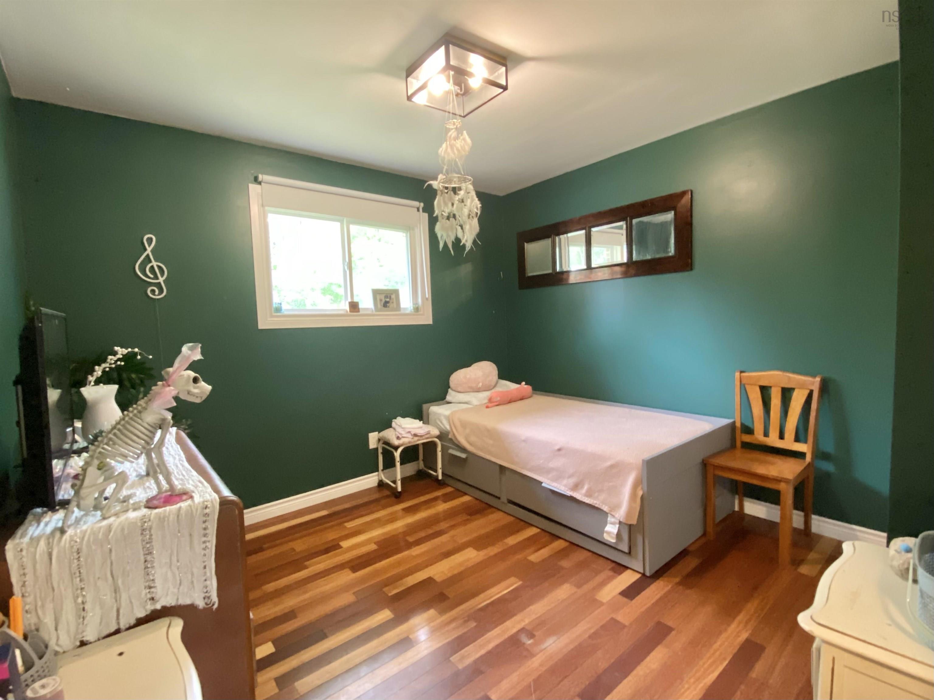 View image 12