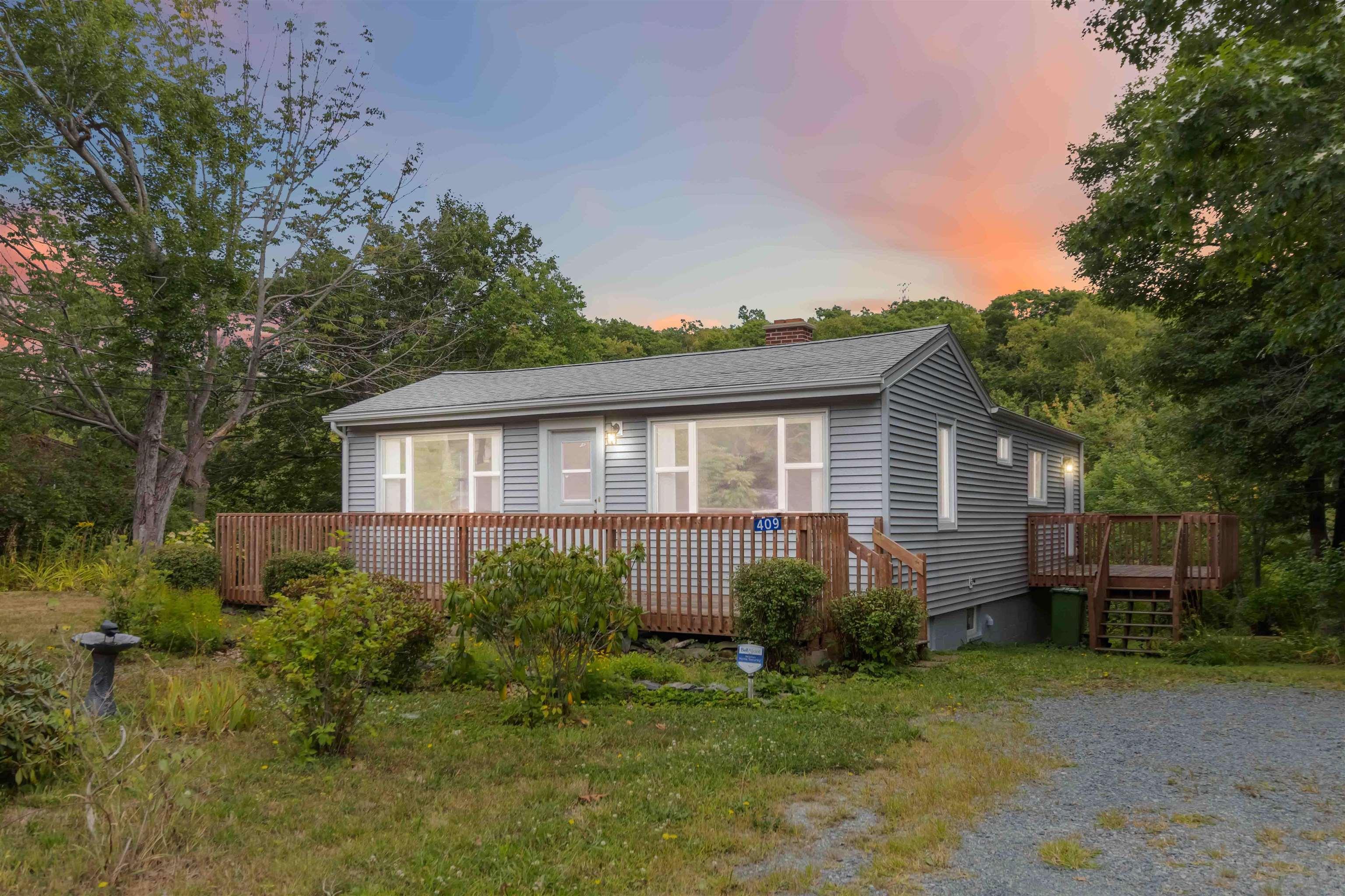 Thumbnail image for 409 Rocky Lake Drive MLS<sup>®</sup> 202520739