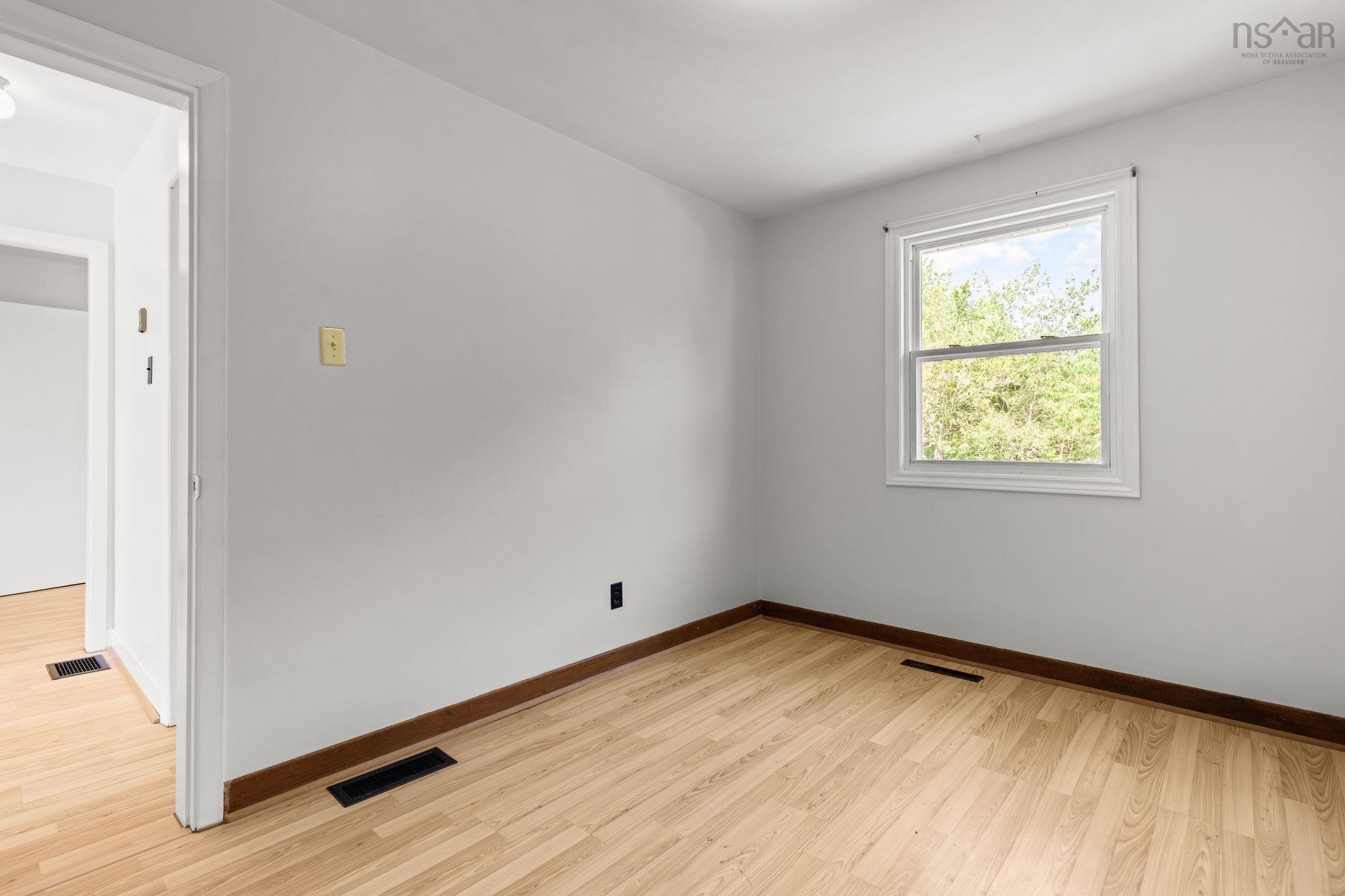 View image 9