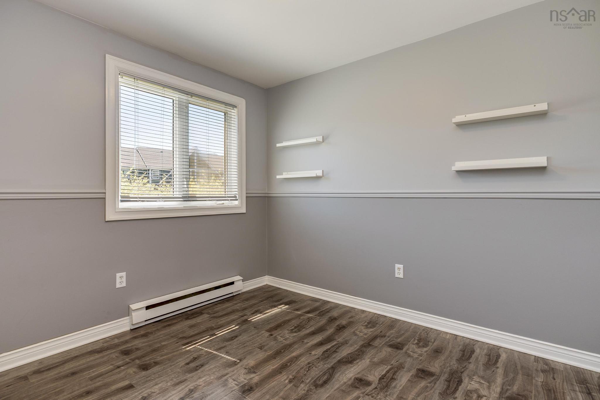 View image 12
