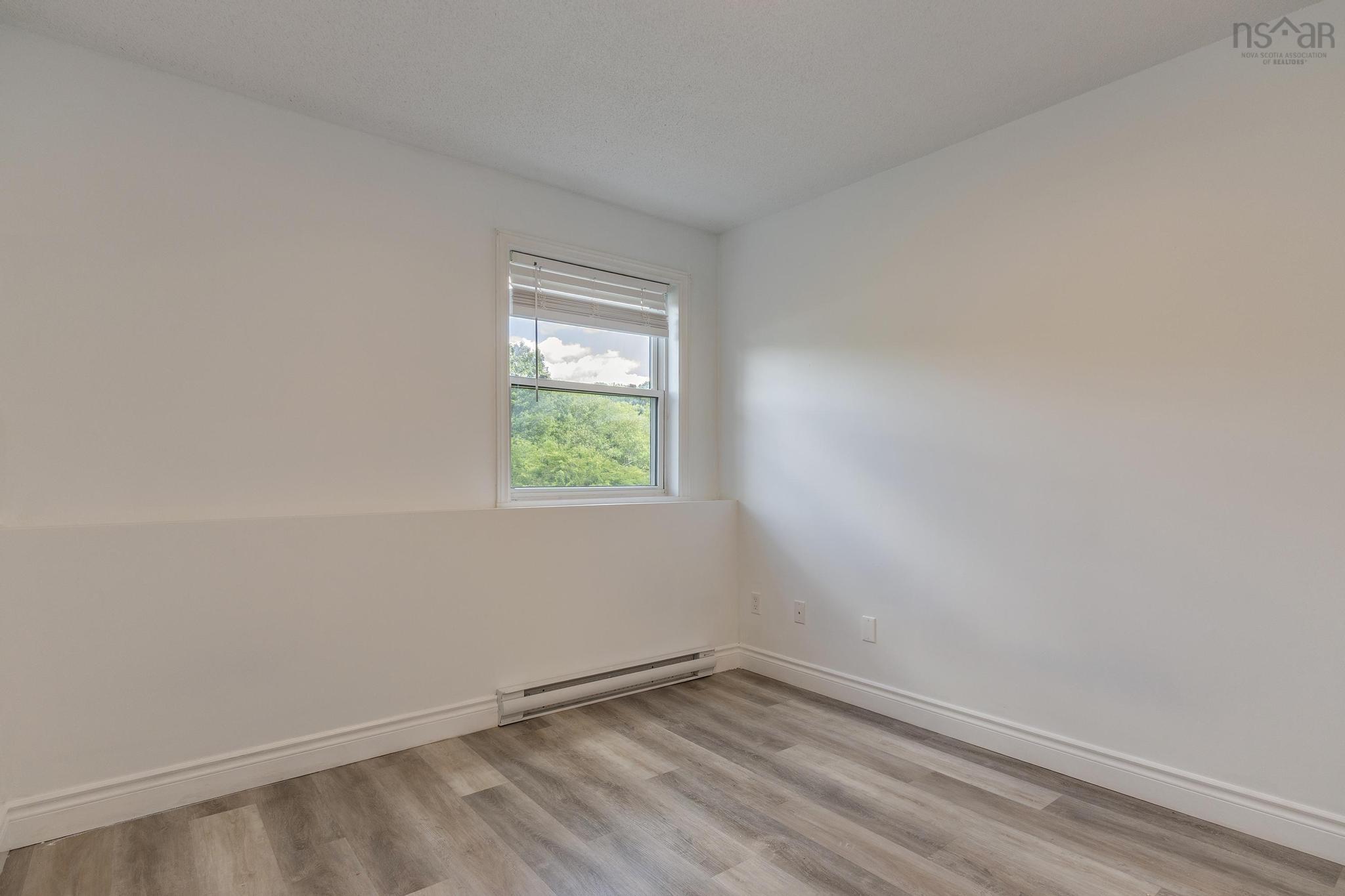 View image 8