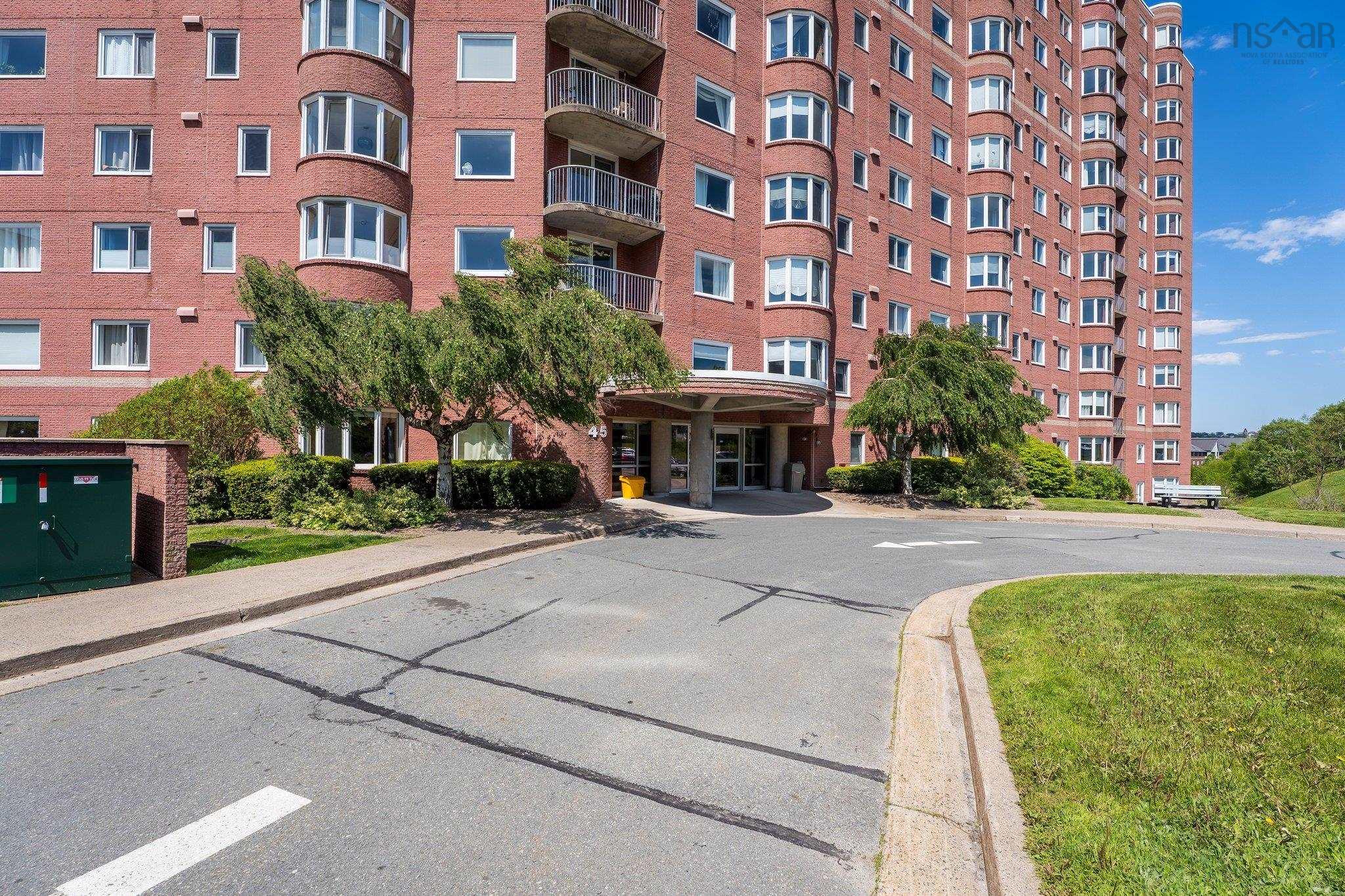 Thumbnail image for 612 45 Vimy Avenue MLS<sup>®</sup> 202521463