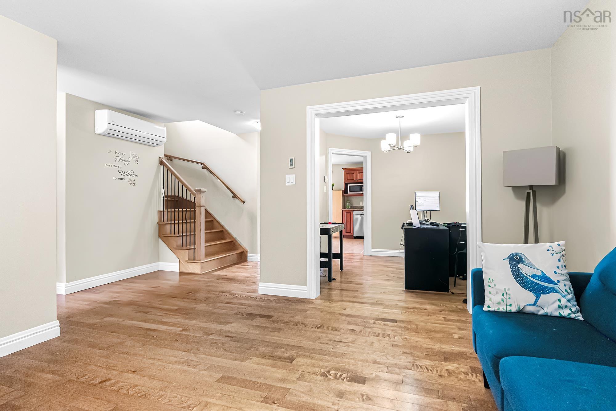 View image 9