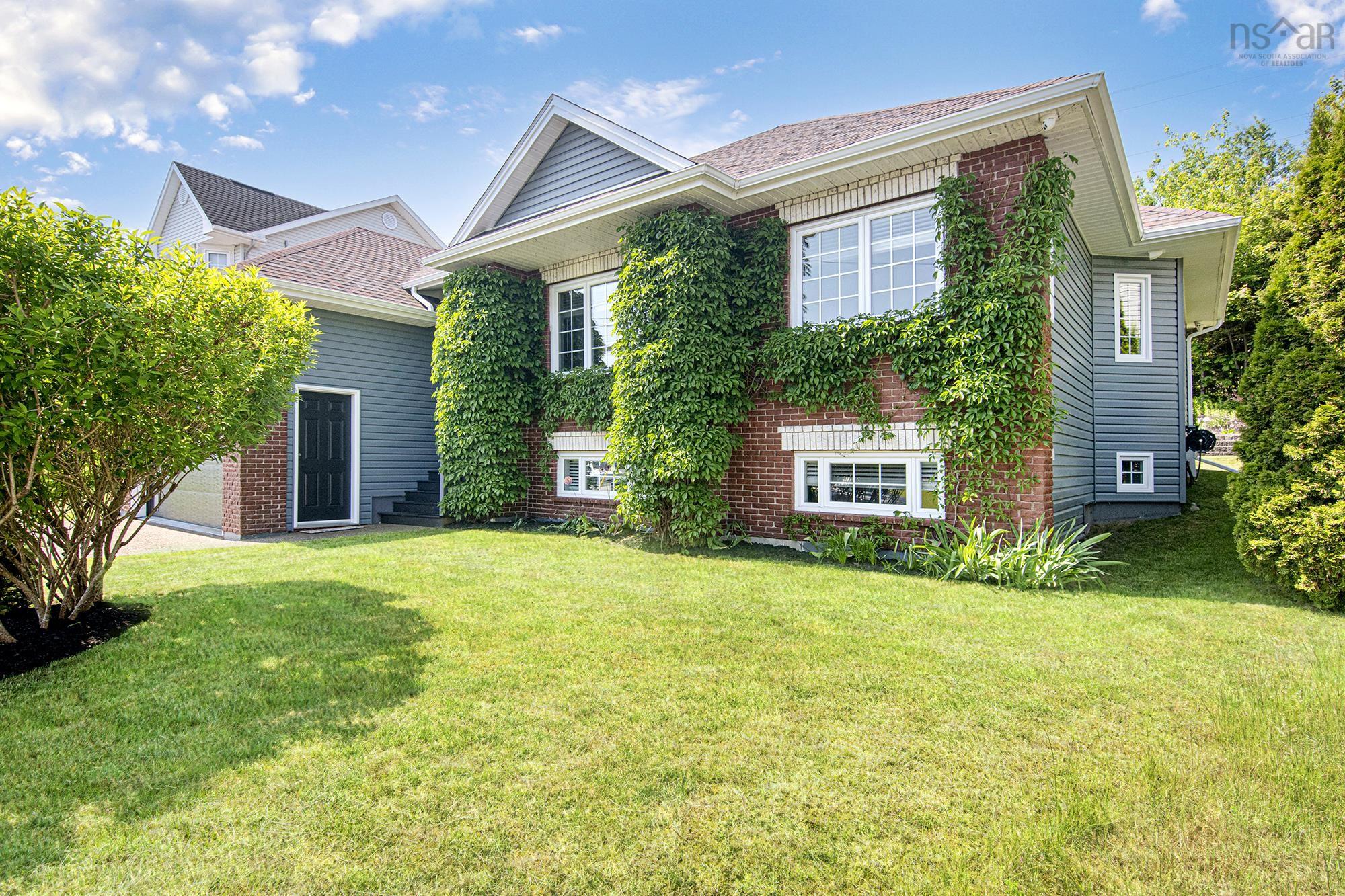 Thumbnail image for 27 Stone Gate Court MLS<sup>®</sup> 202522067