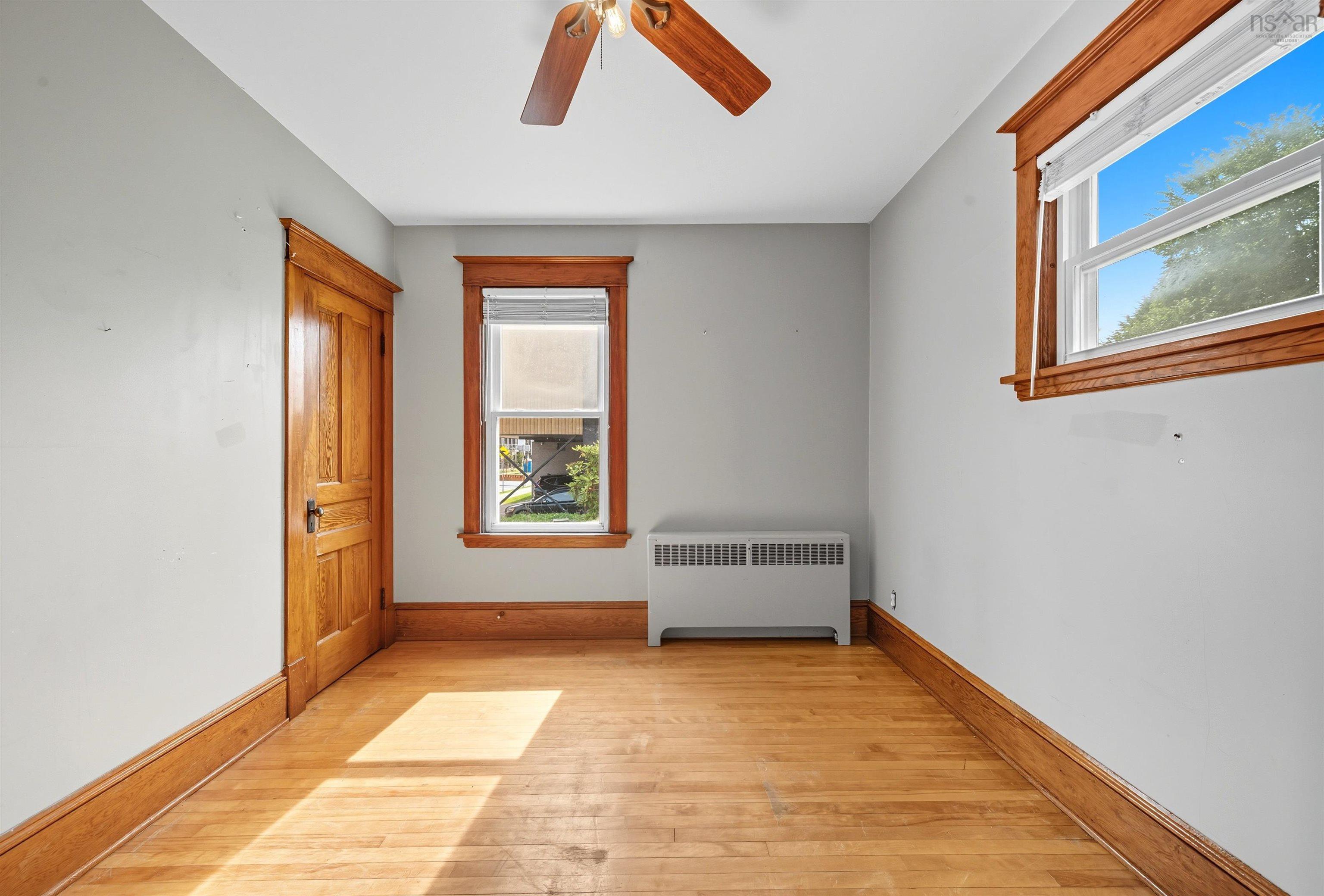 View image 9