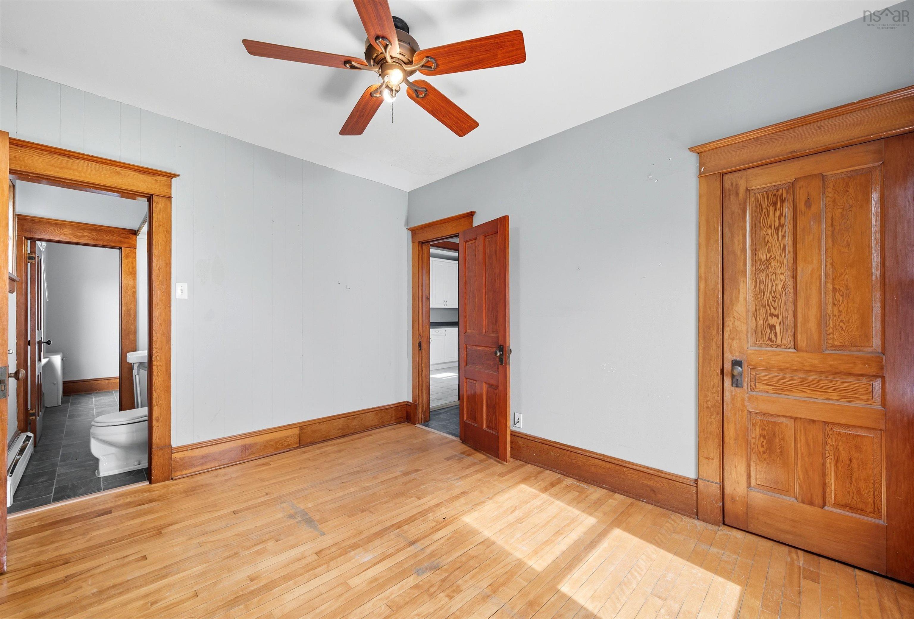 View image 10