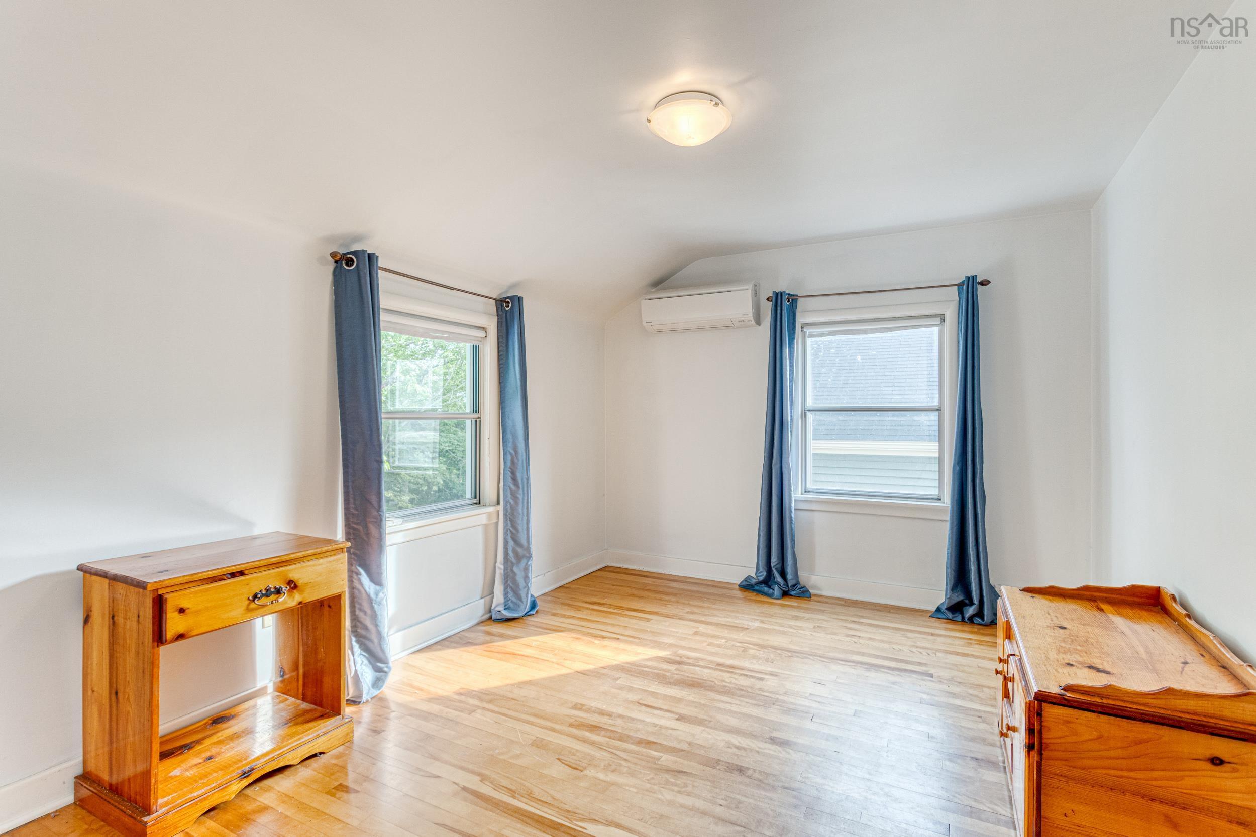 View image 8