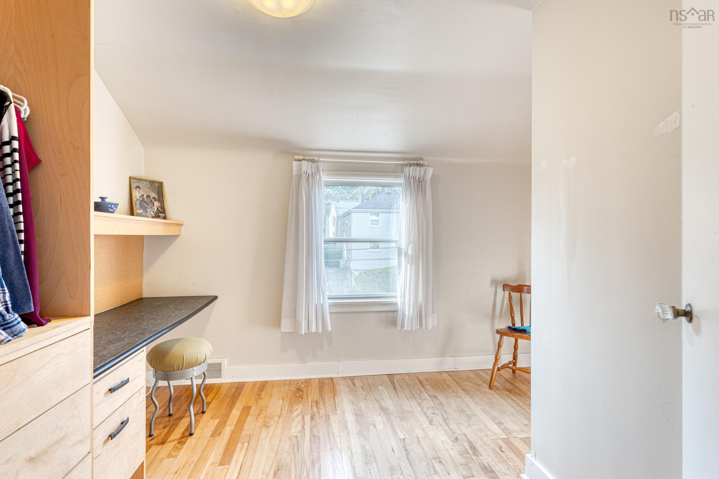 View image 9