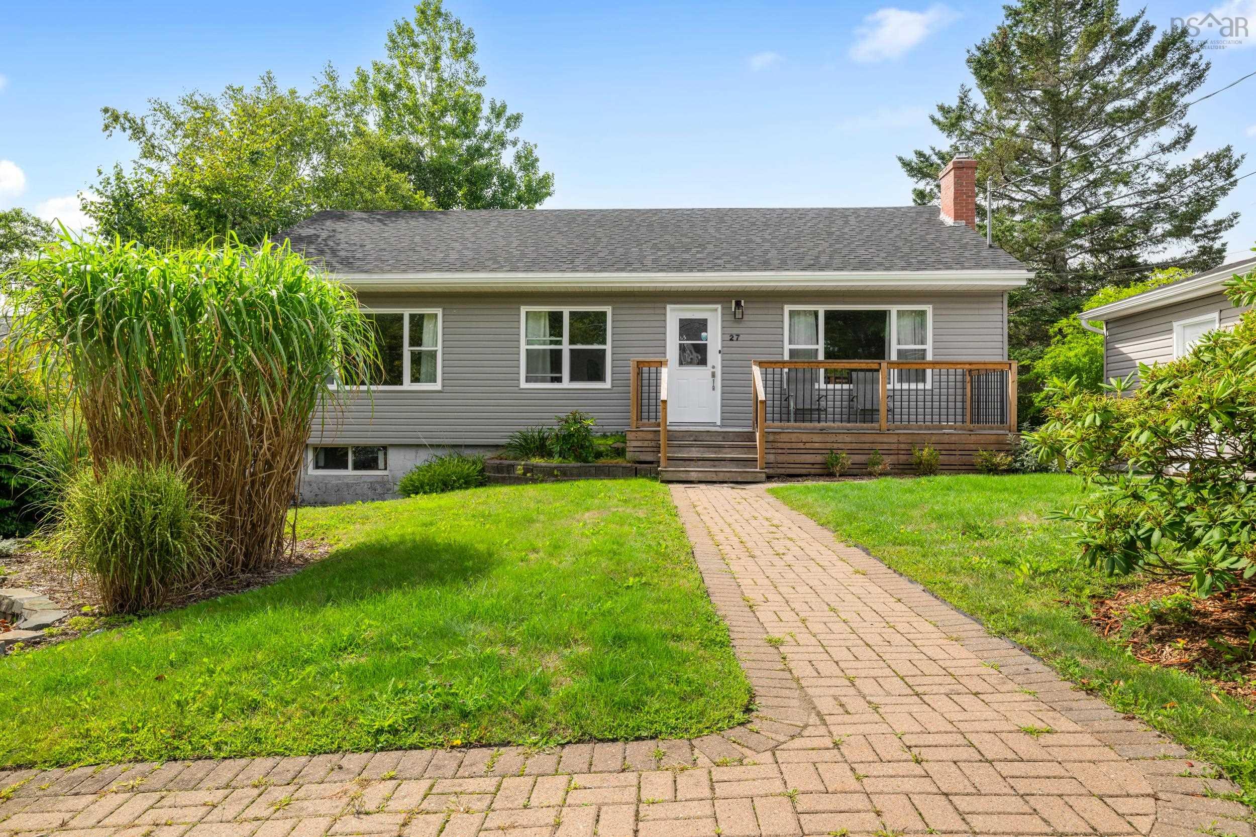Thumbnail image for 27 Fleming Drive MLS<sup>®</sup> 202523210