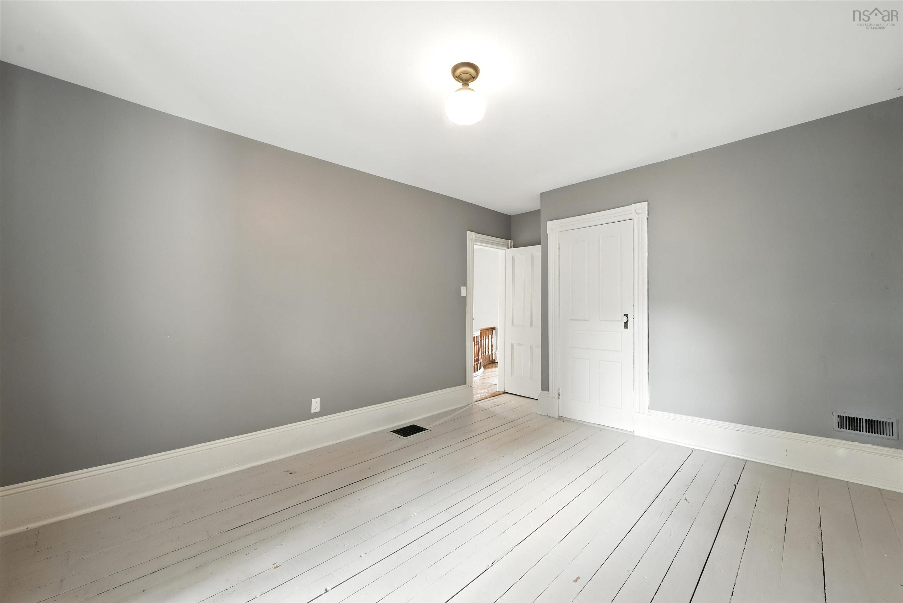 View image 19
