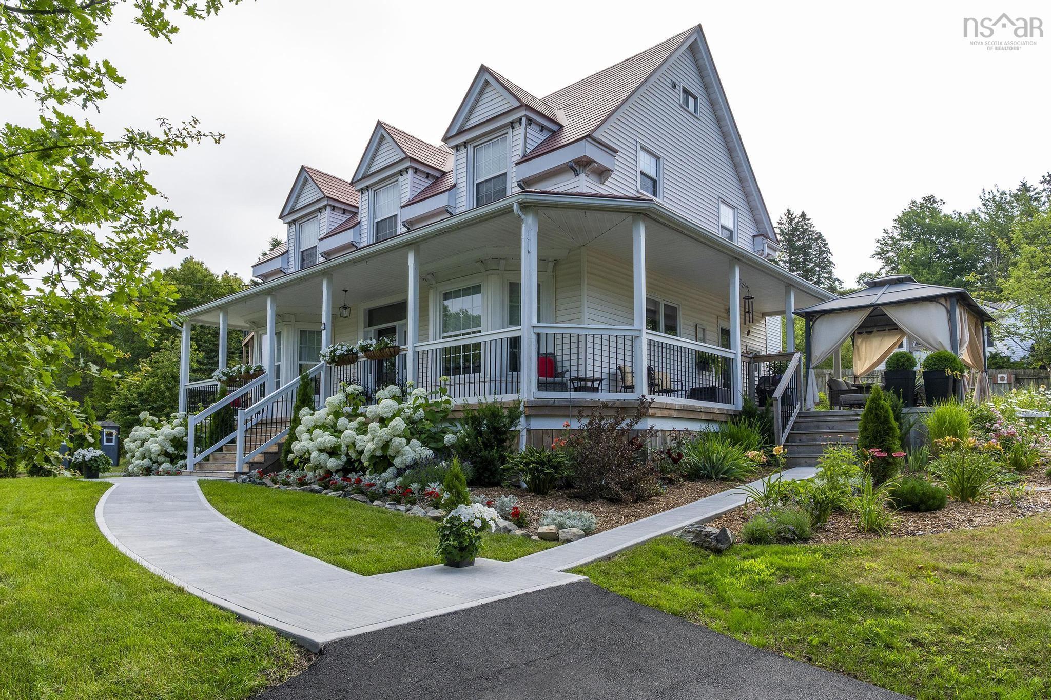 View image 12
