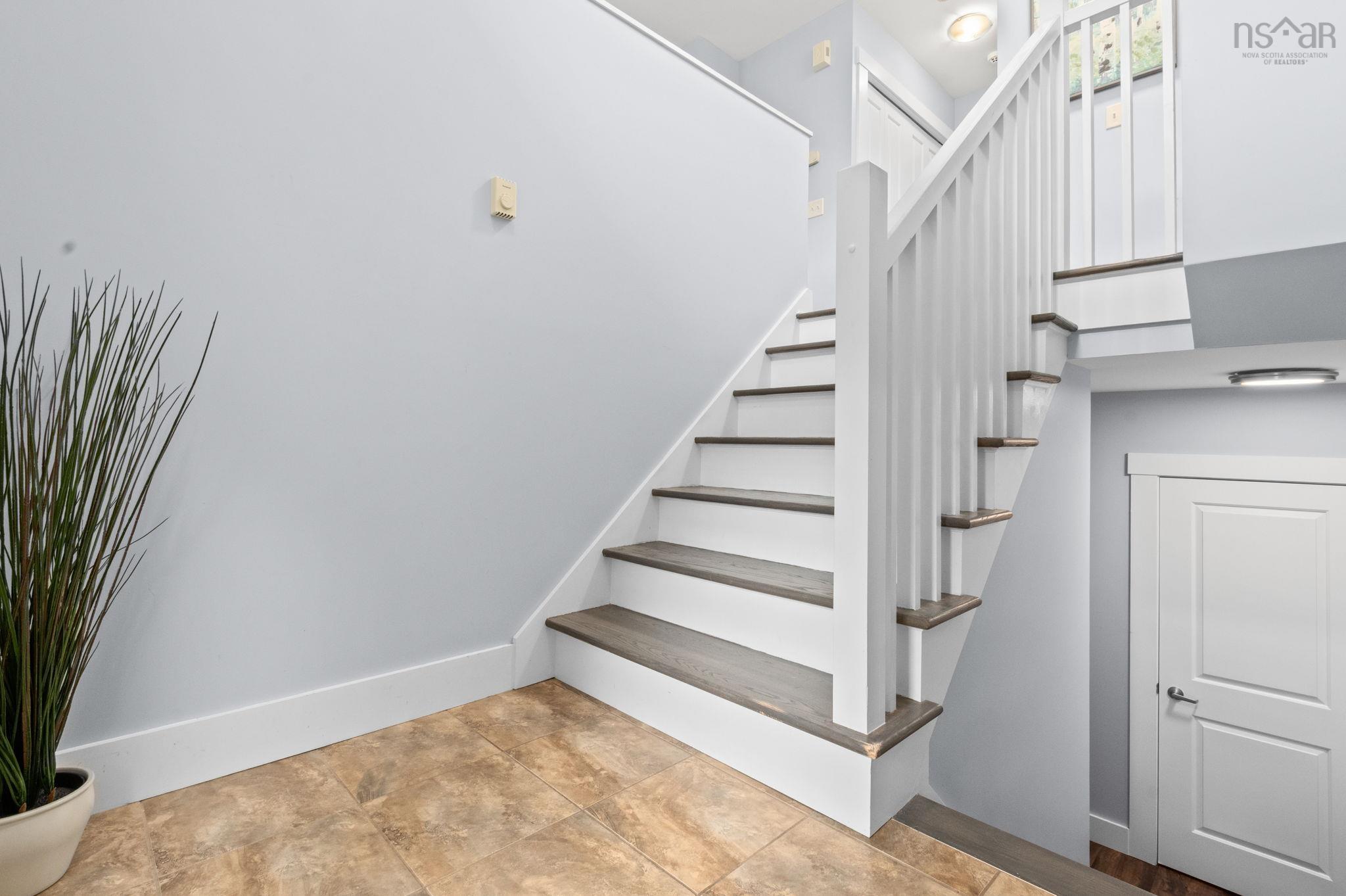 View image 12