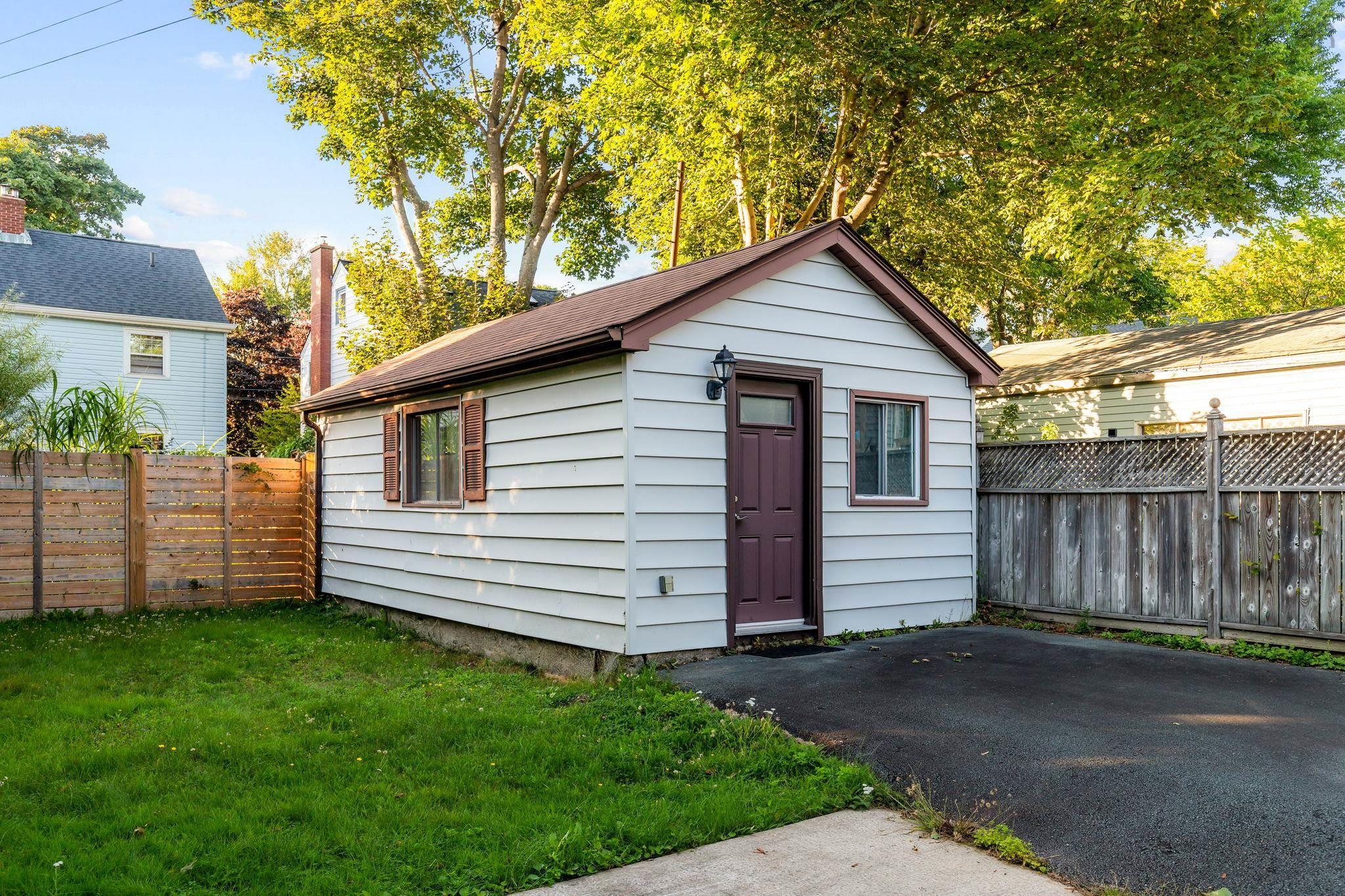 View image 18