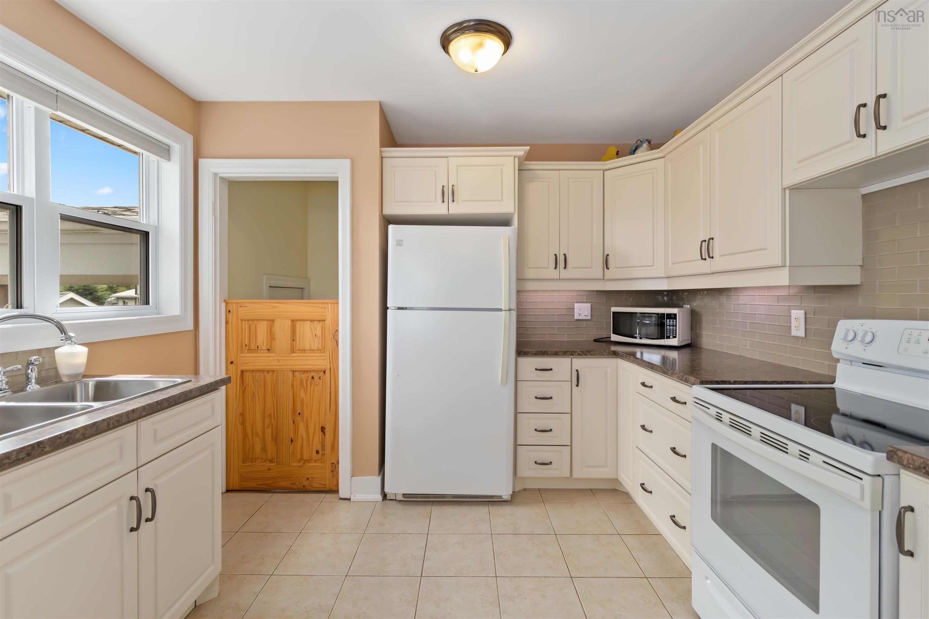 View image 11