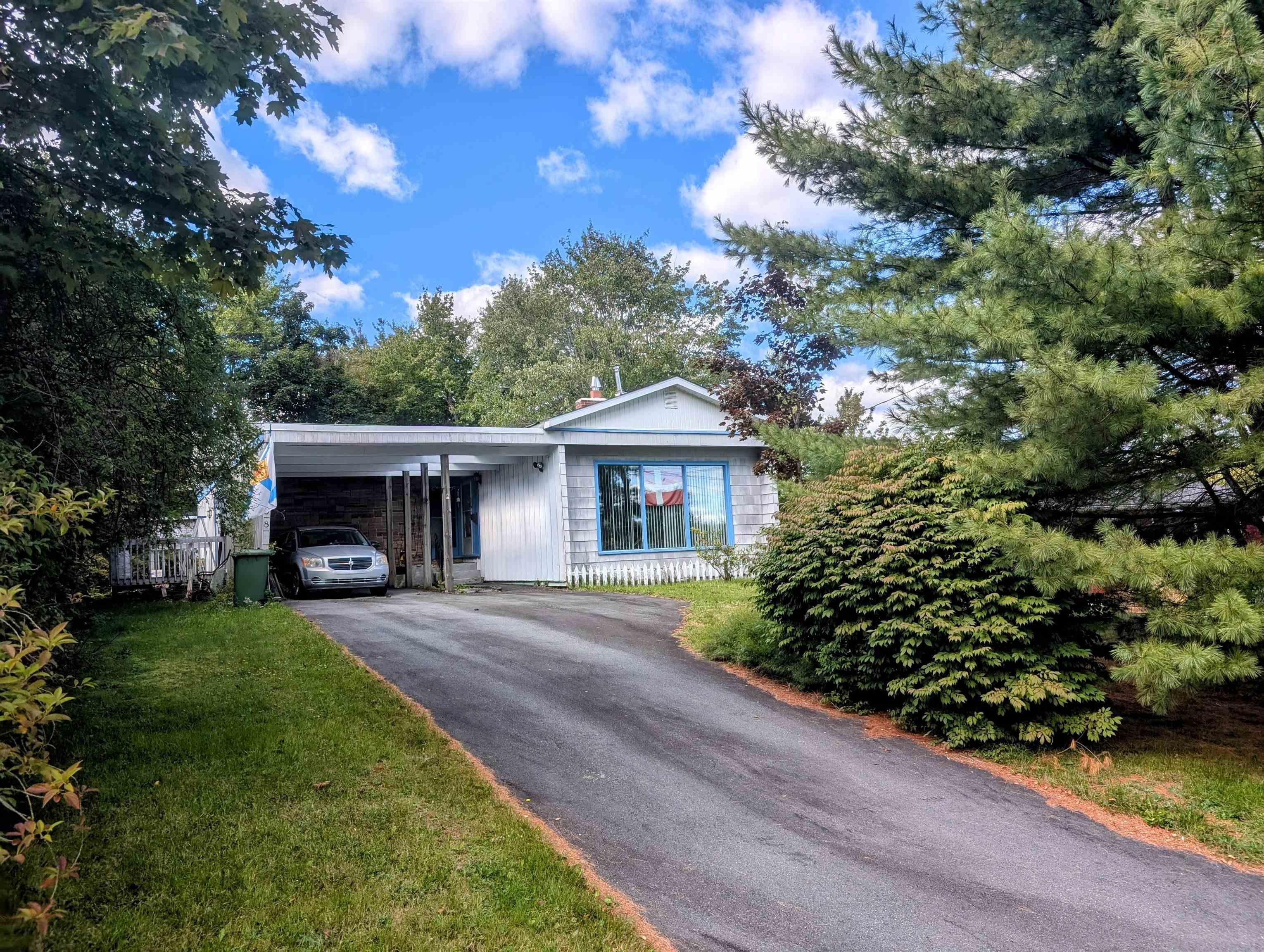 Thumbnail image for 38 Dorothy Drive MLS<sup>®</sup> 202523423