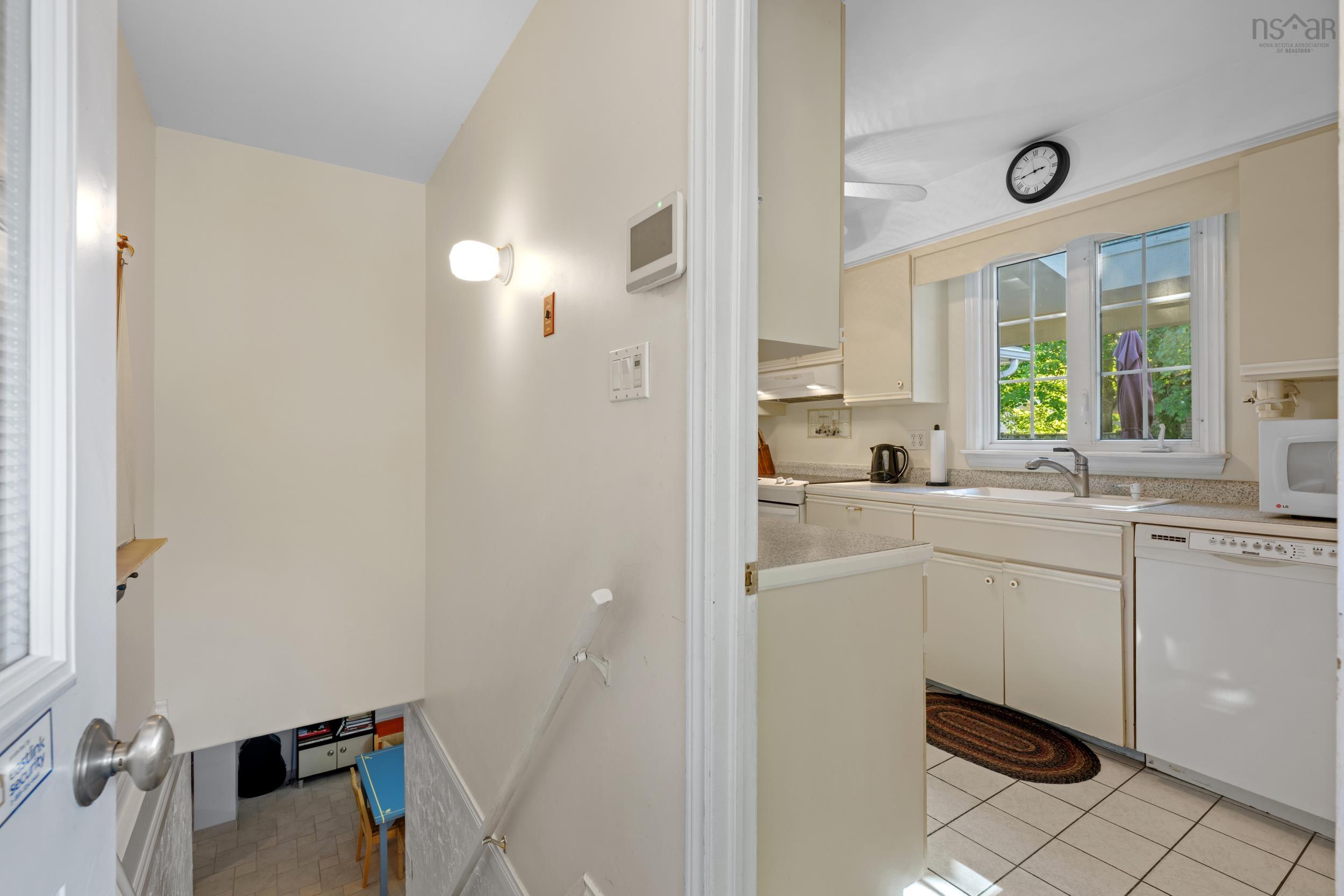 View image 11