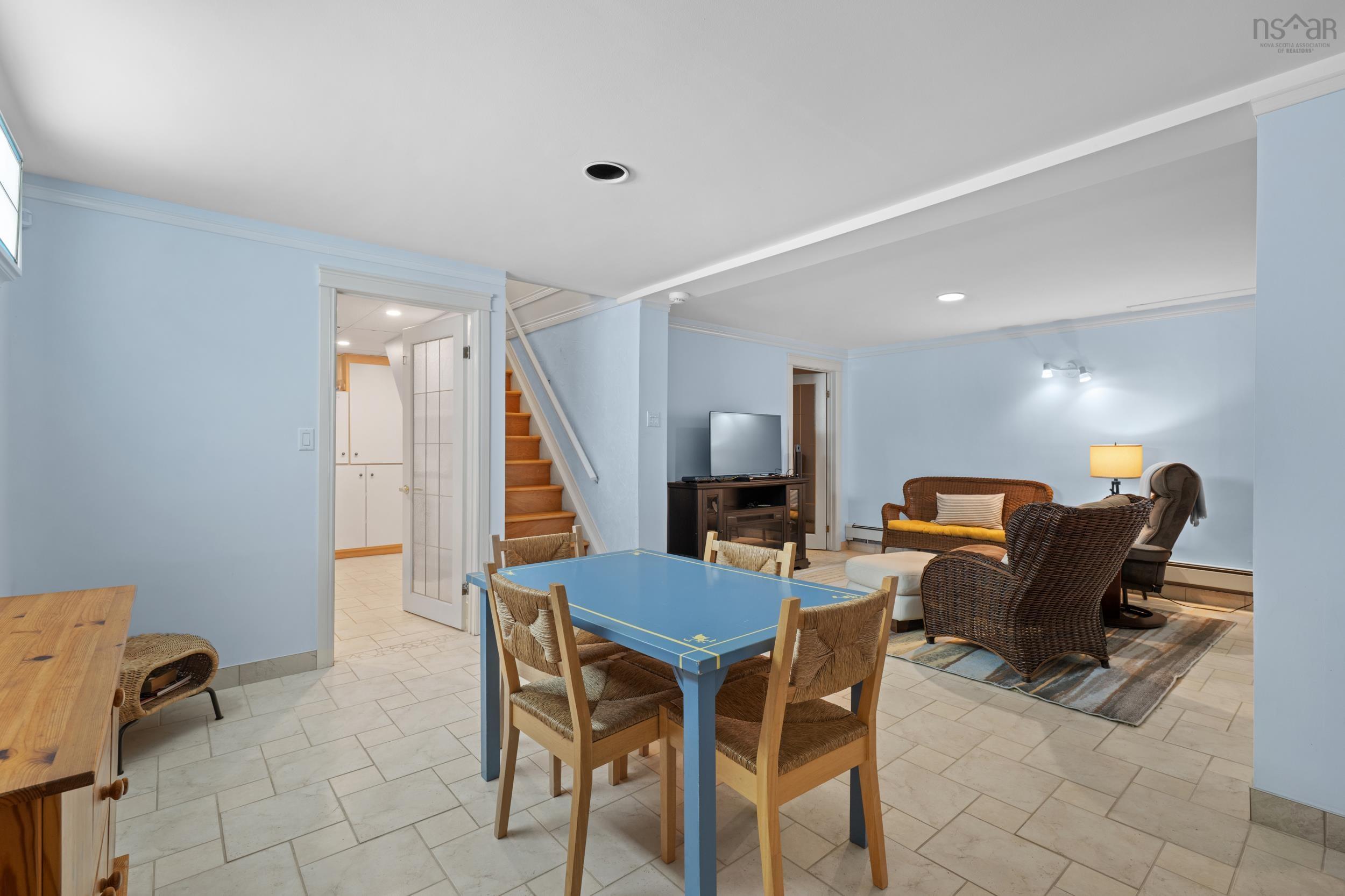 View image 21