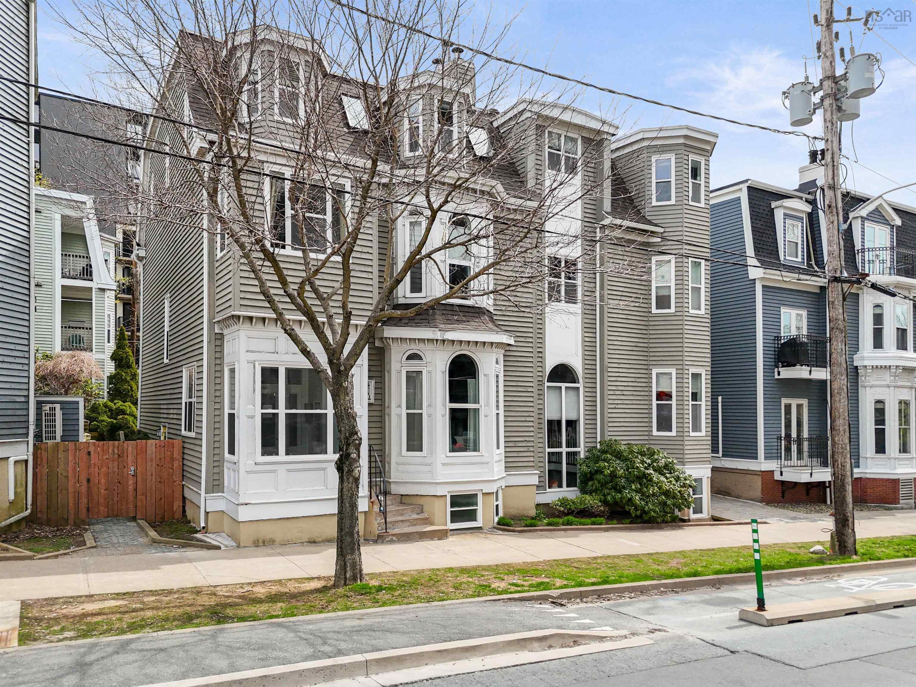 View image 11