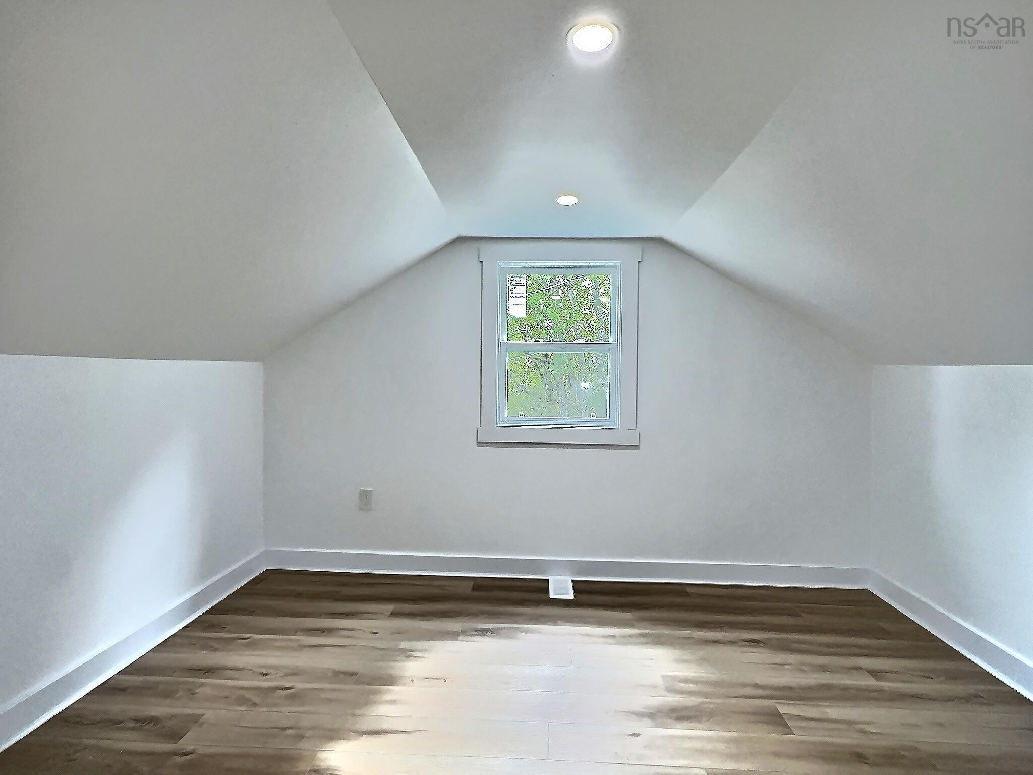 View image 7