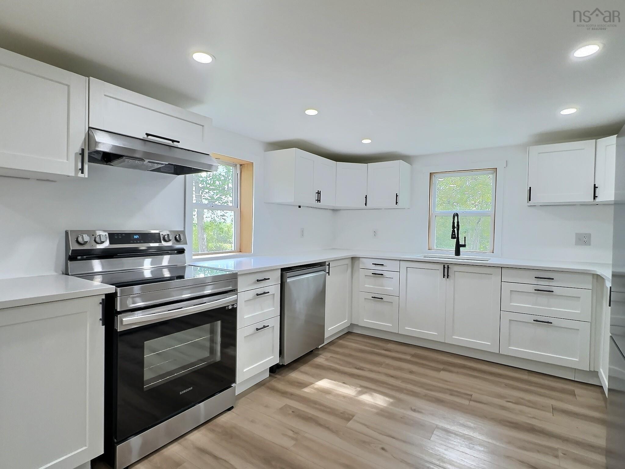 View image 12