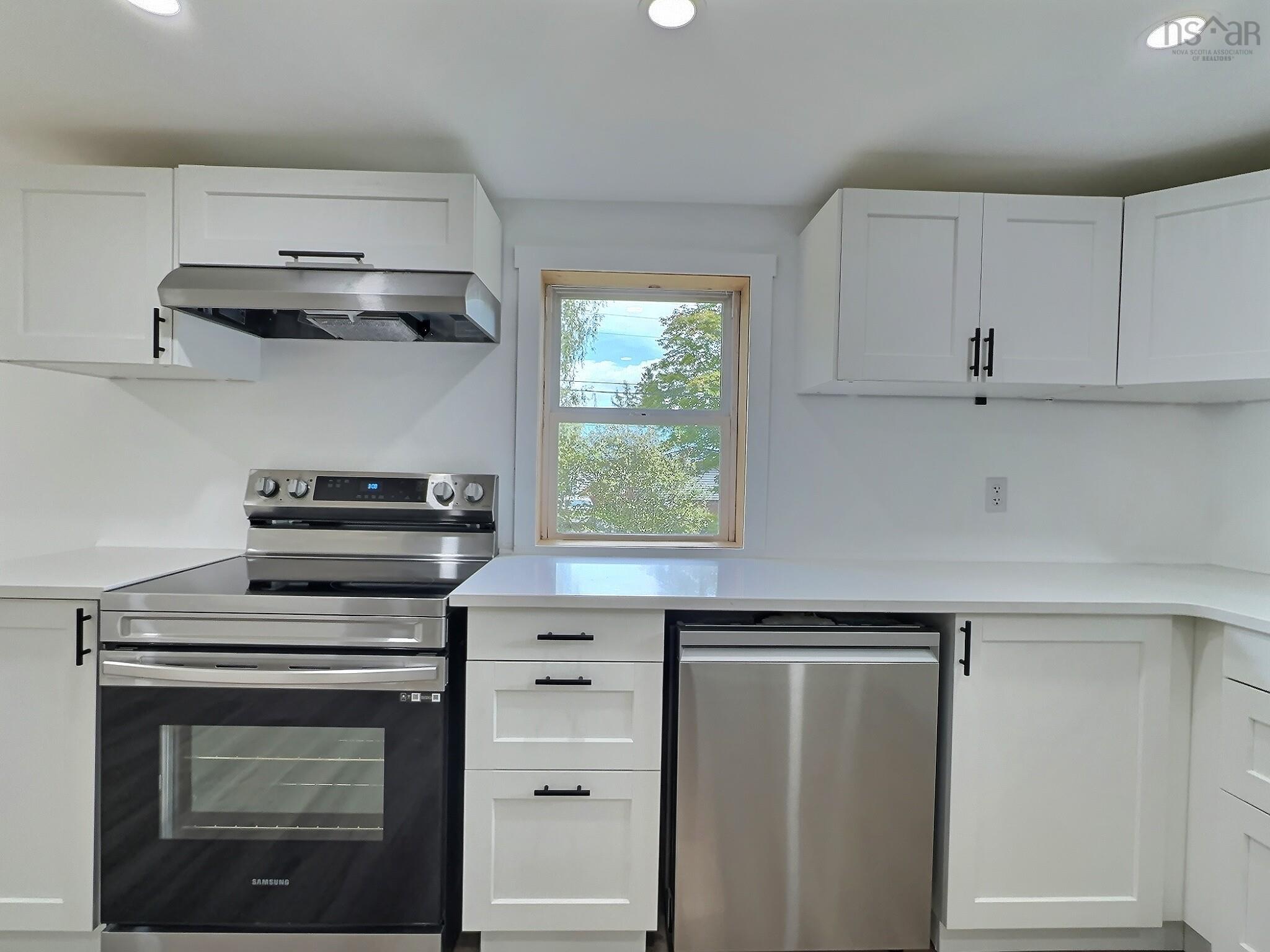 View image 16