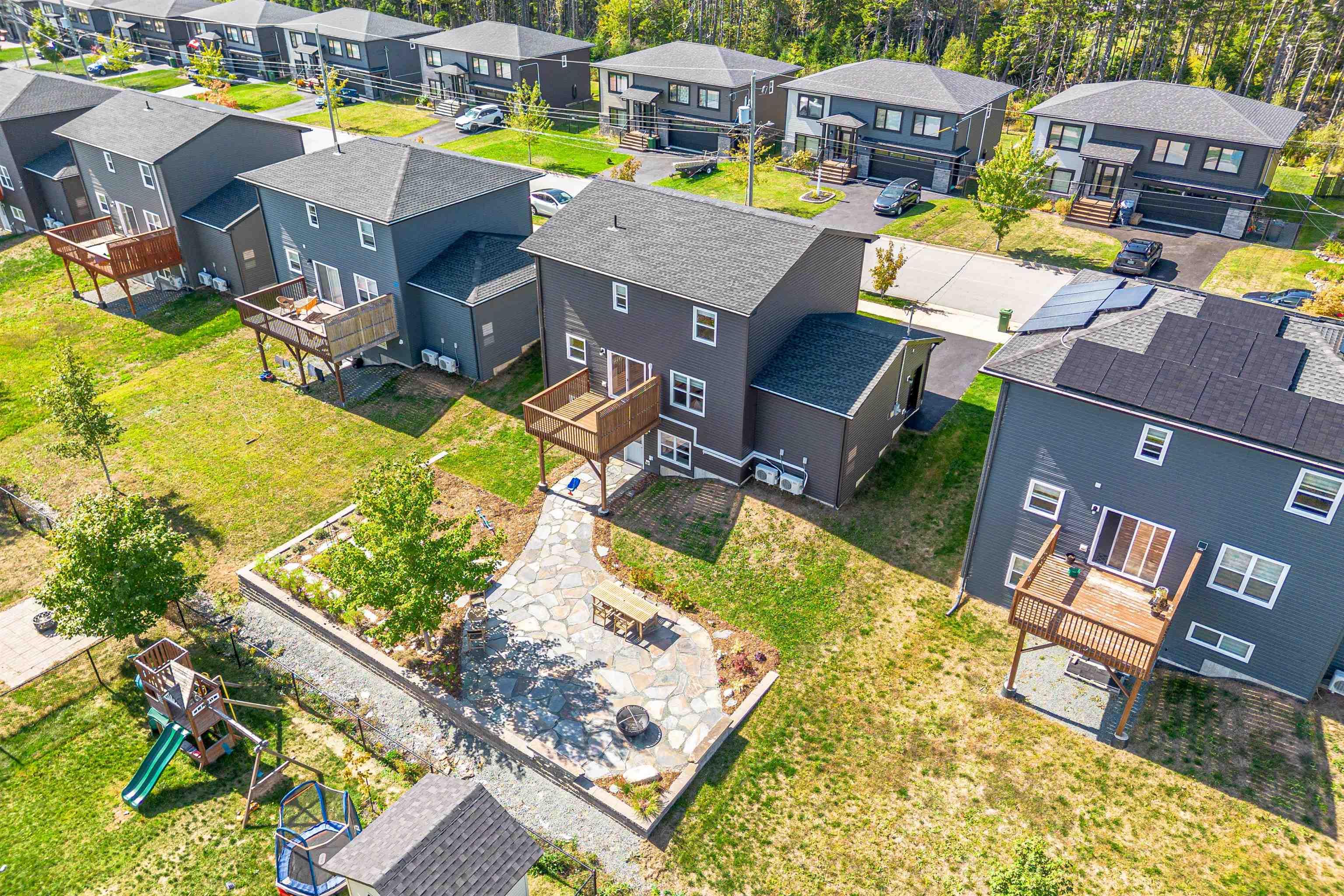 Thumbnail image for 129 Hamilton Drive MLS<sup>®</sup> 202523735