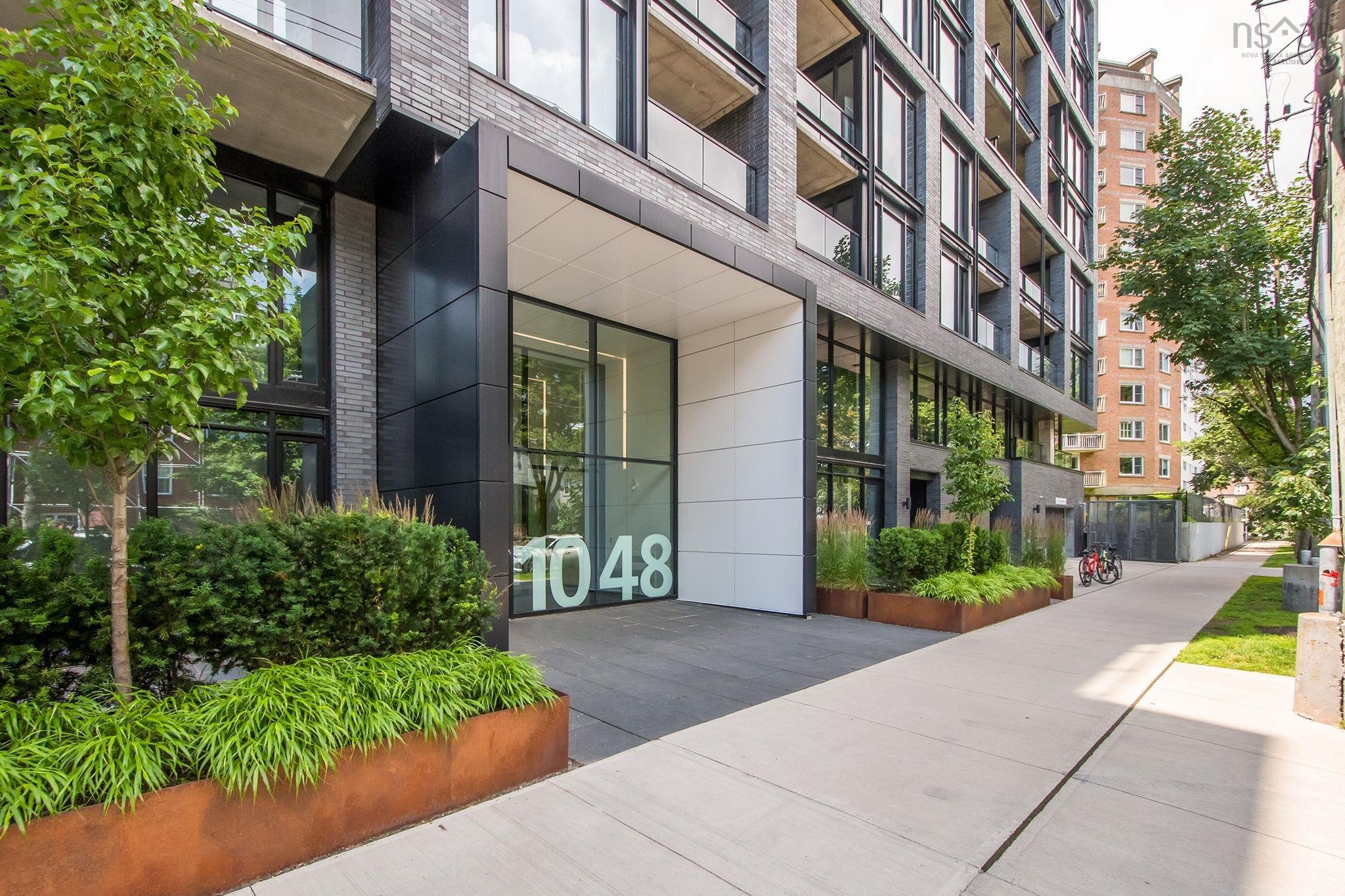 Thumbnail image for 612 1048 Wellington Street MLS<sup>®</sup> 202523784