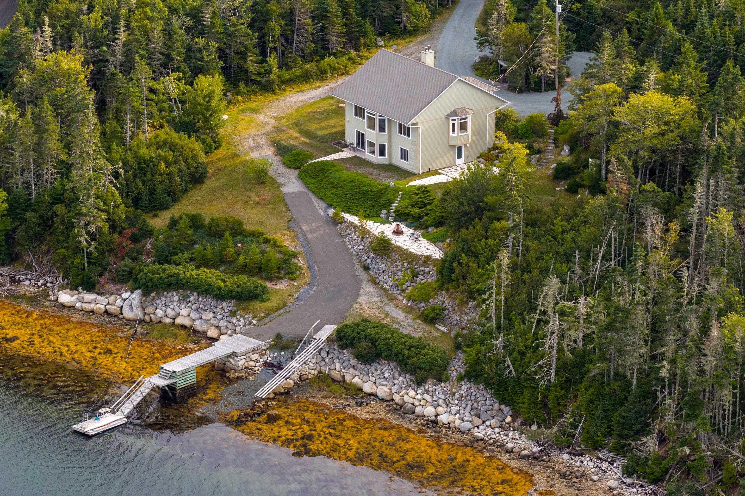 Thumbnail image for 43 Bayview Crescent MLS<sup>®</sup> 202523985