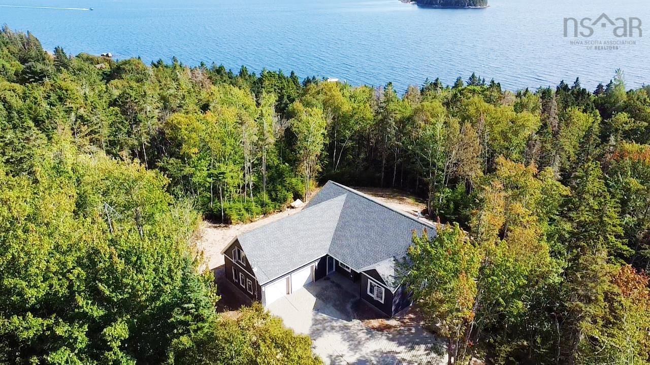 Thumbnail image for 85 Hillside Drive MLS<sup>®</sup> 202524070