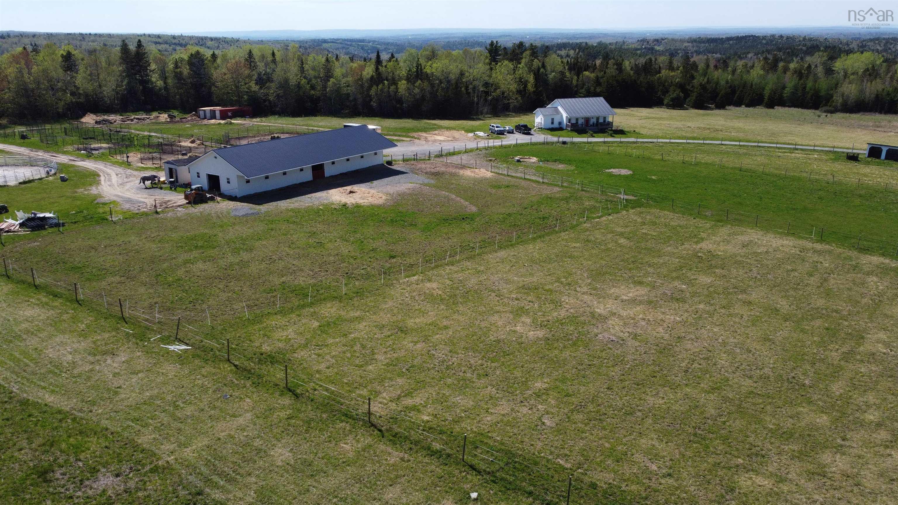 Thumbnail image for 663 3 Cross Road Road MLS<sup>®</sup> 202525284