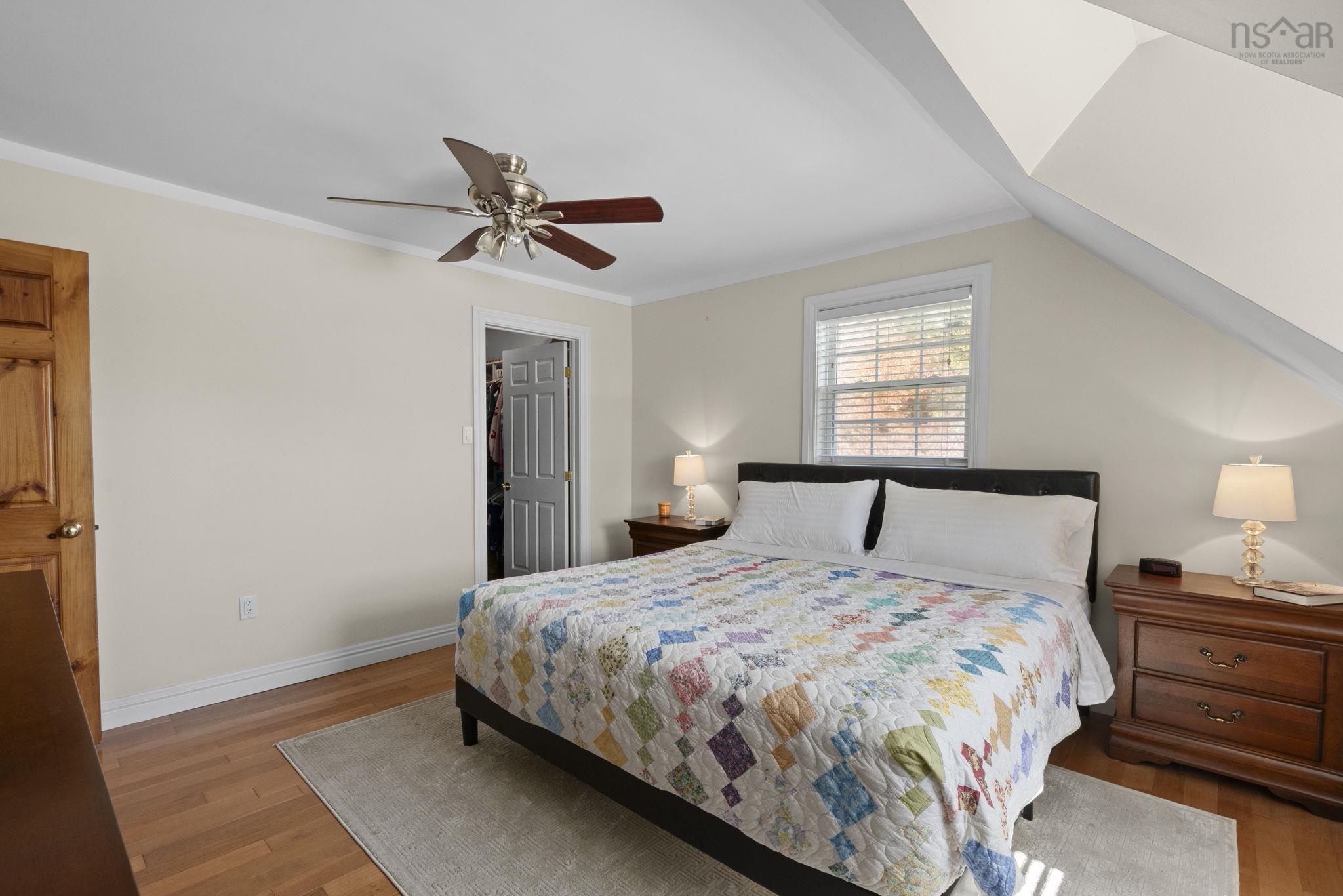 View image 12