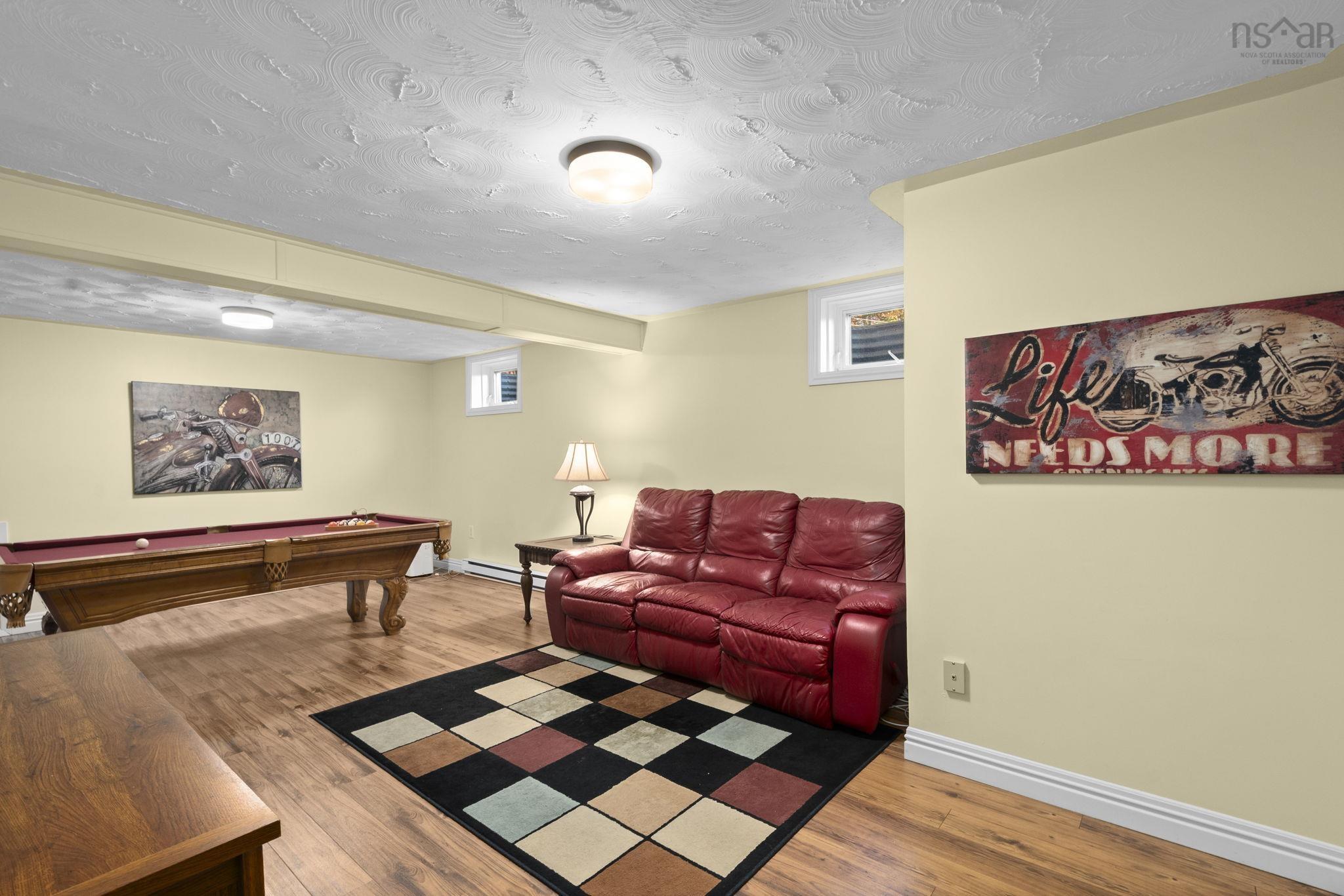 View image 18