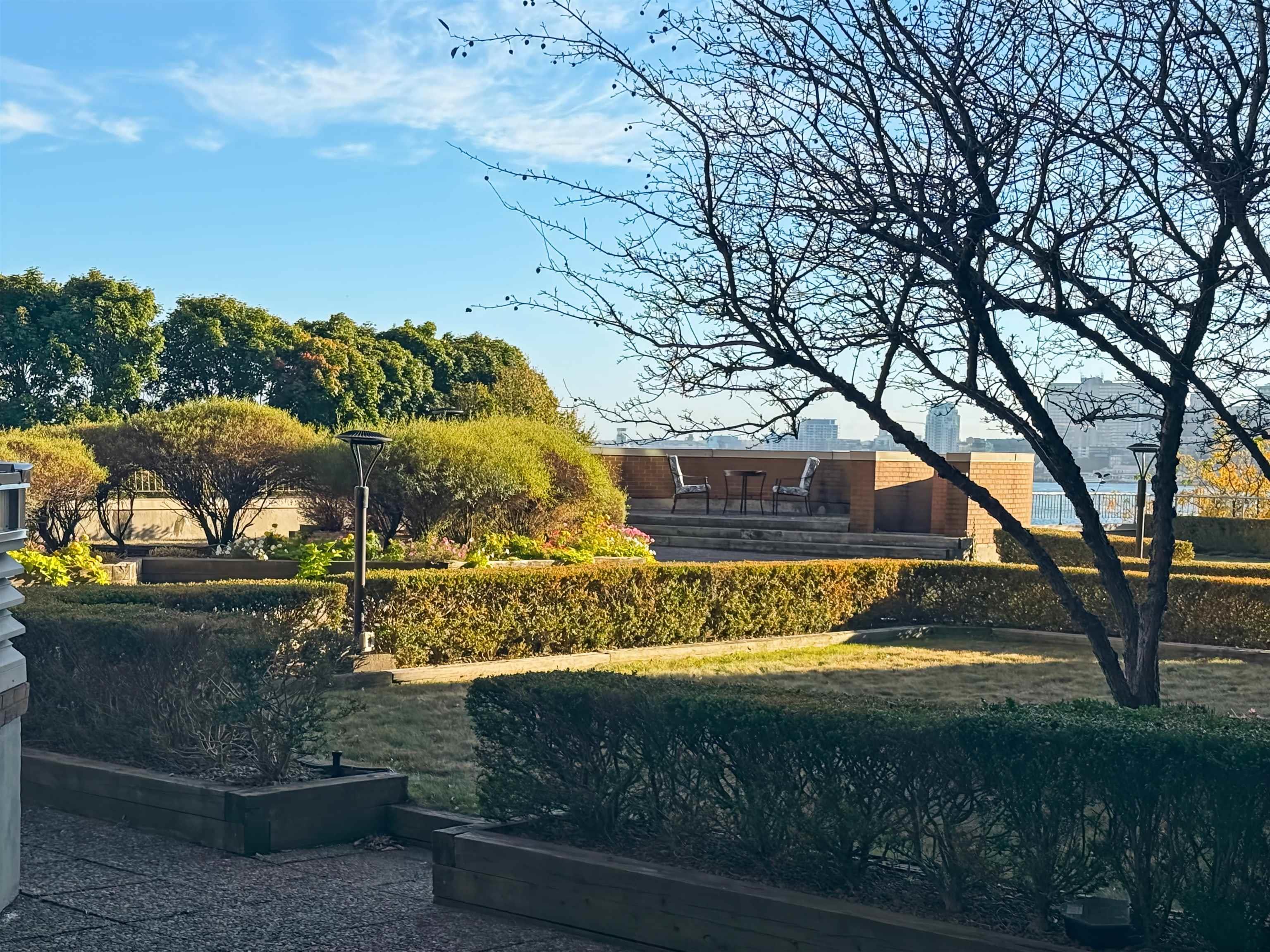 View image 19