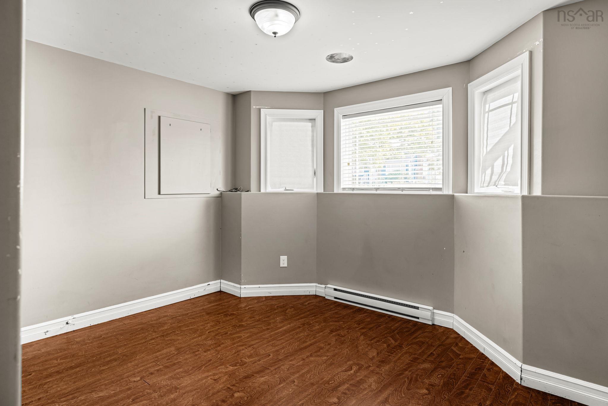 View image 10