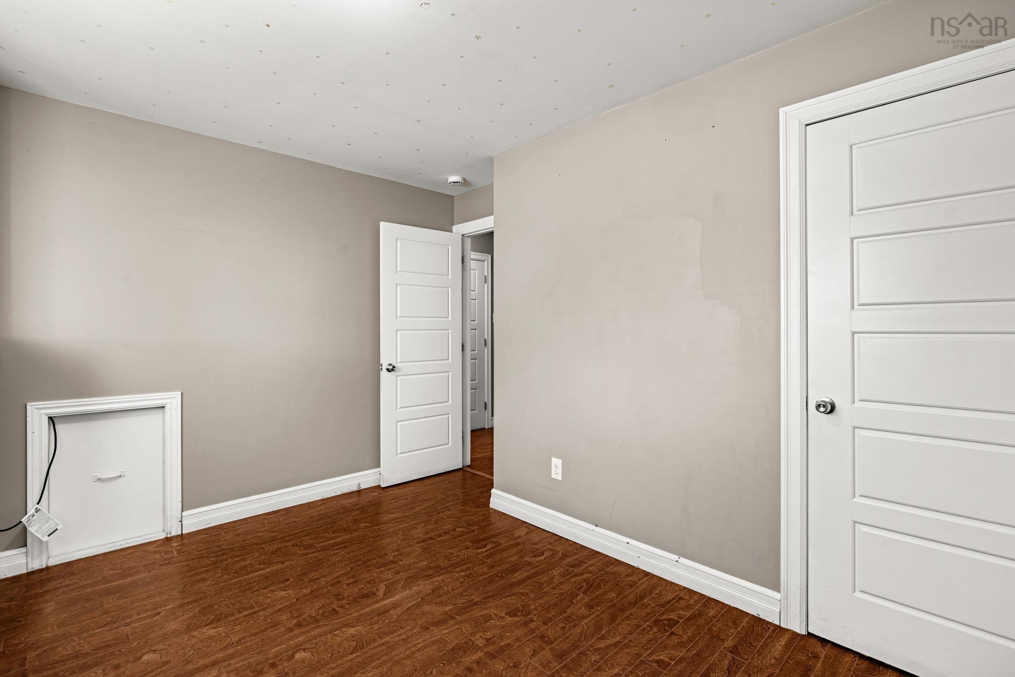 View image 11