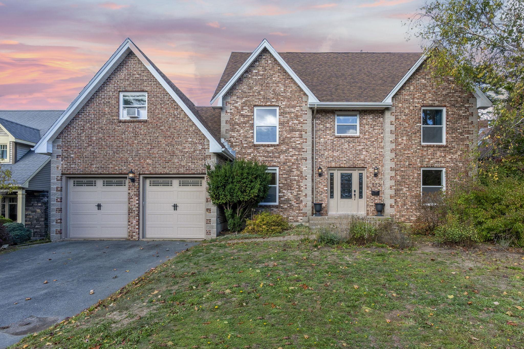 Thumbnail image for 173 Cresthaven Drive MLS<sup>®</sup> 202525515