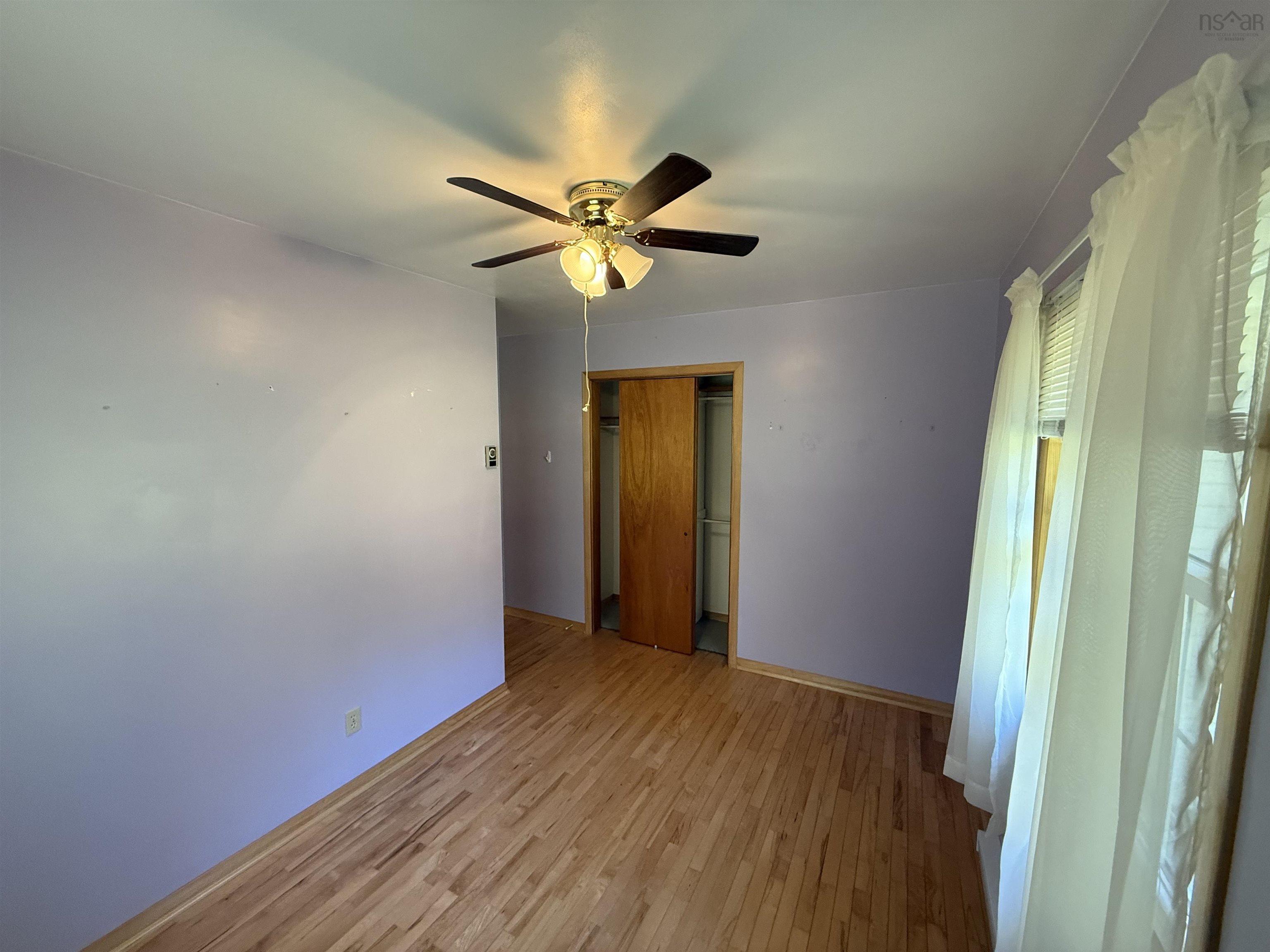 View image 11
