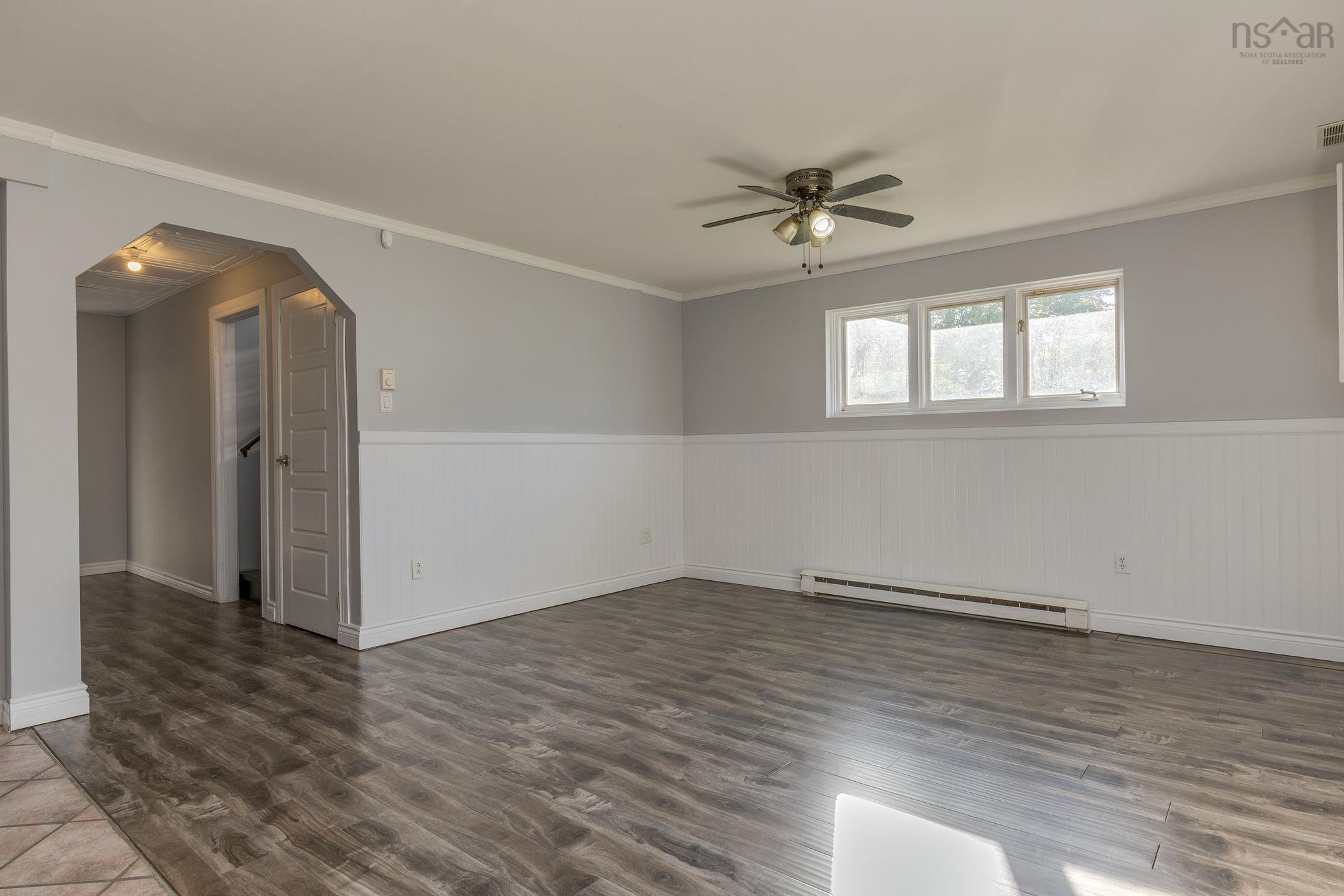 View image 9