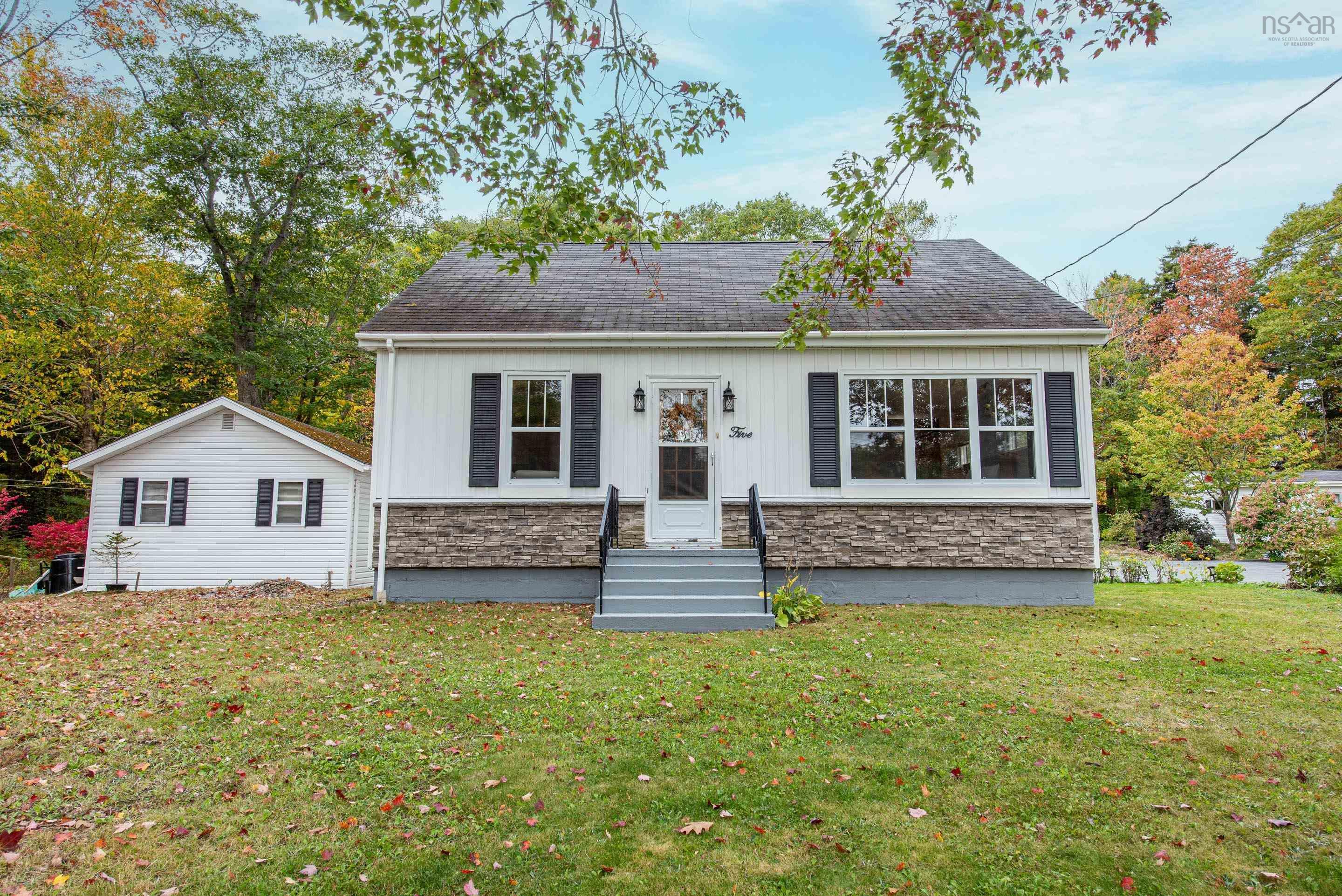 View image 12