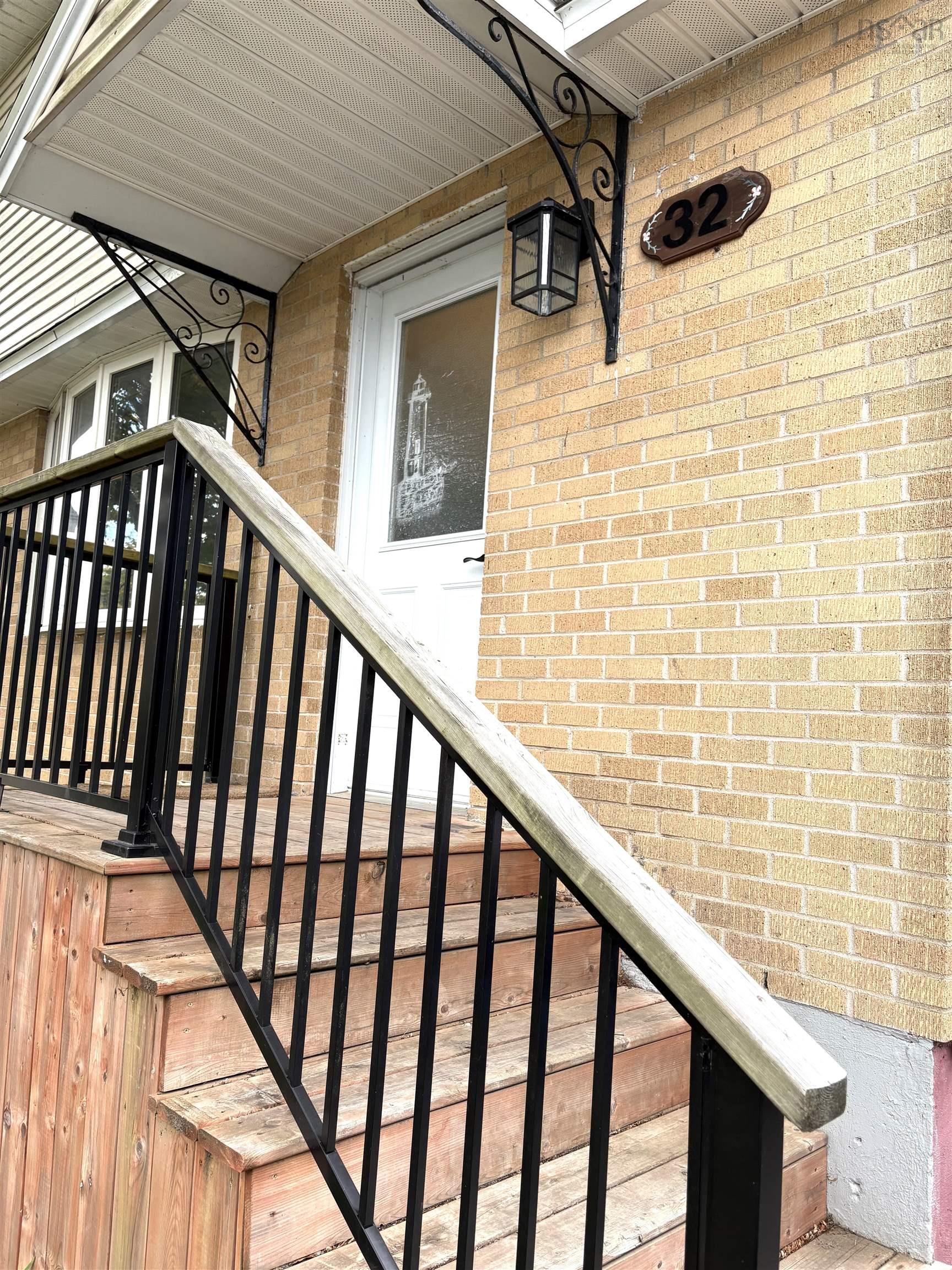 View image 12