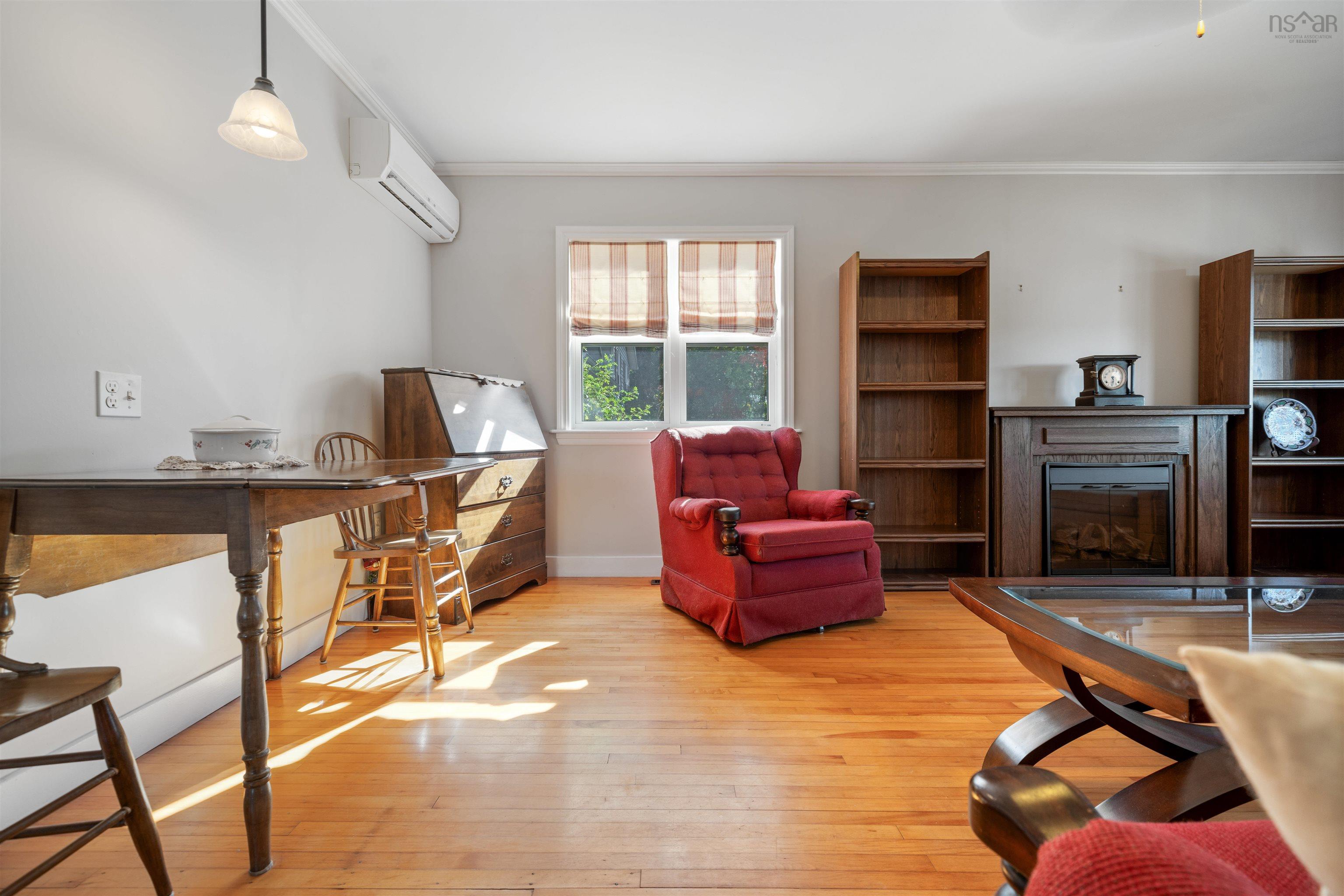 View image 11