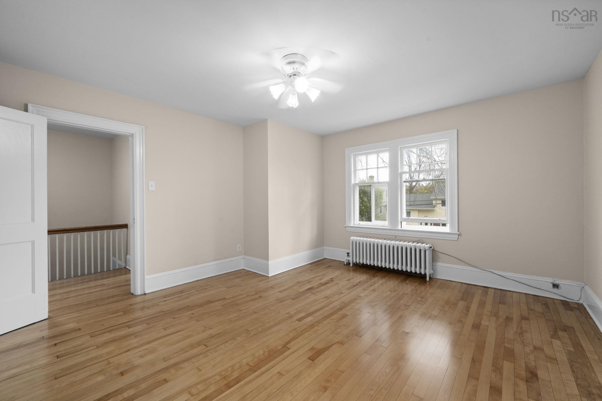 View image 11