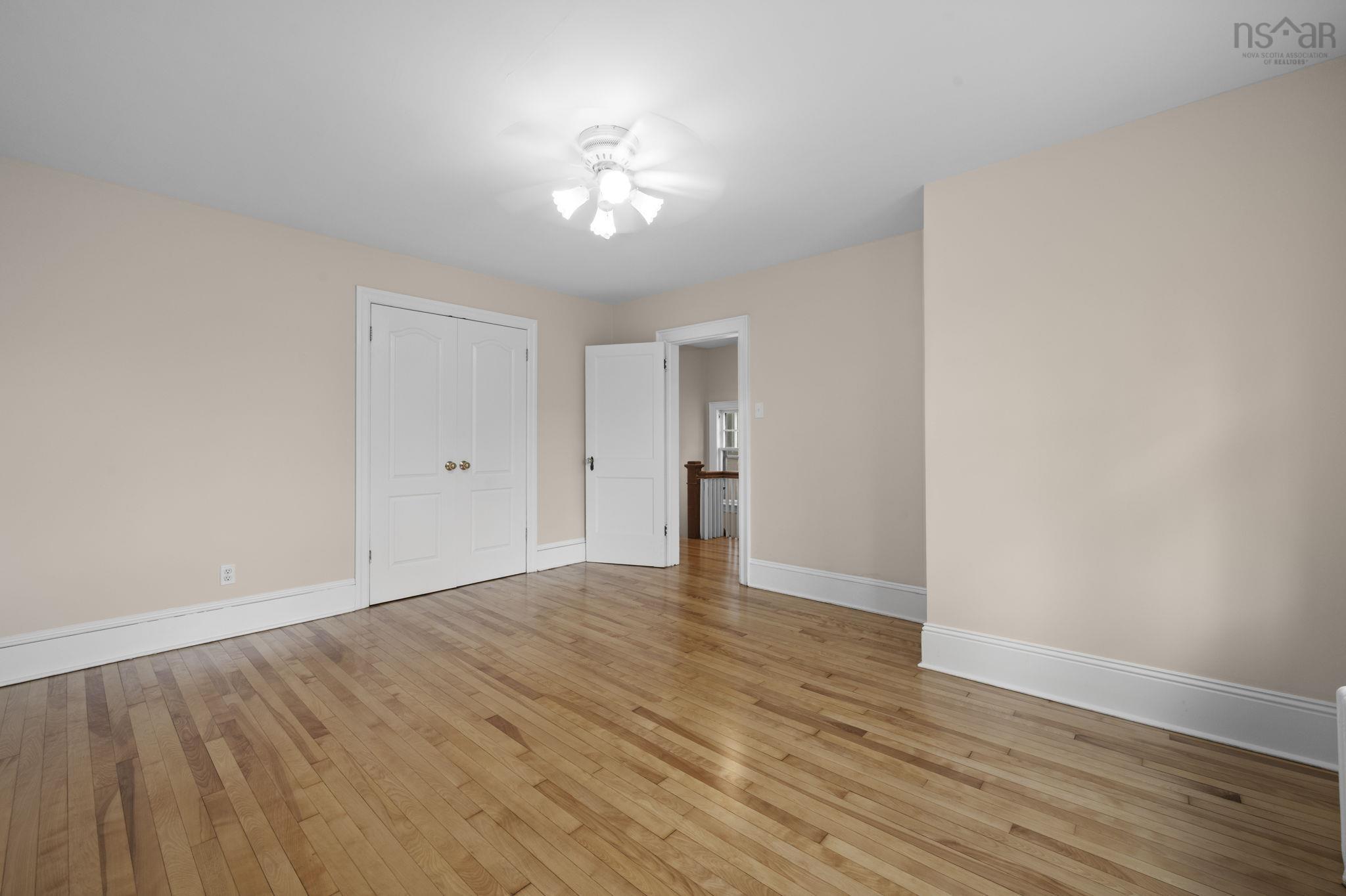 View image 17
