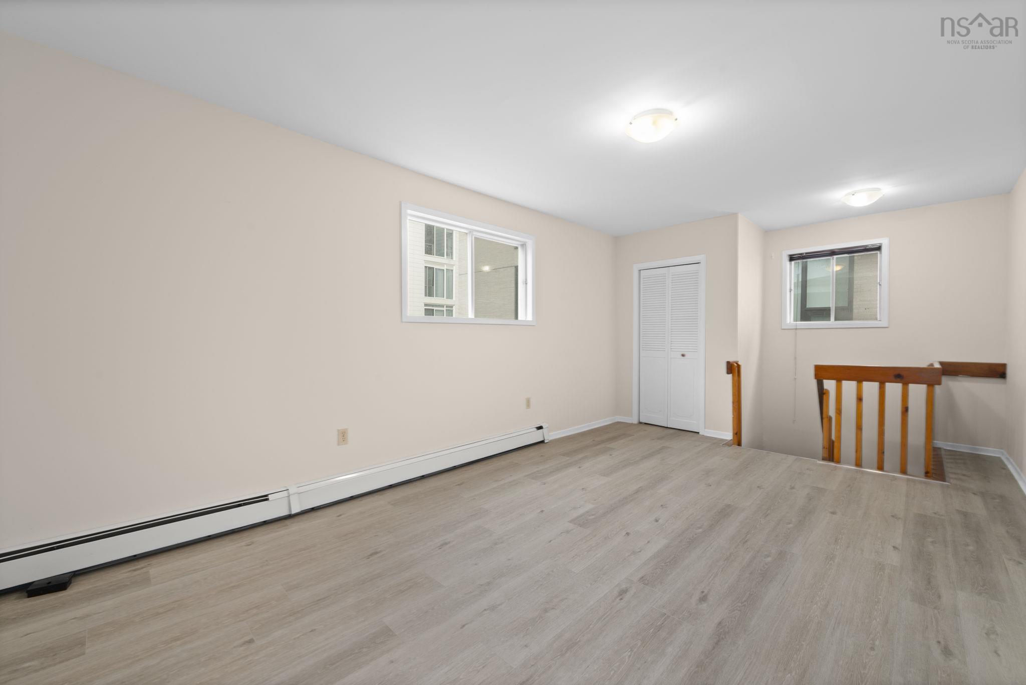 View image 18