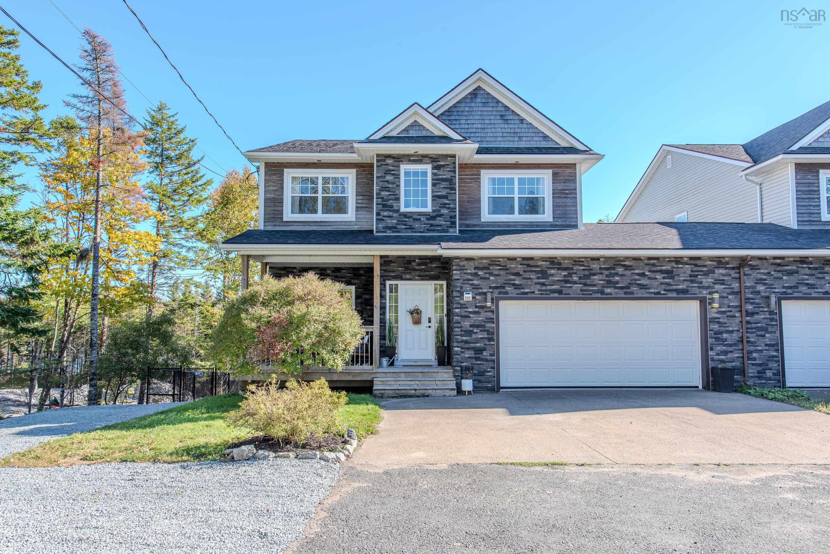 Thumbnail image for 212 Voyageur Way MLS<sup>®</sup> 202525558